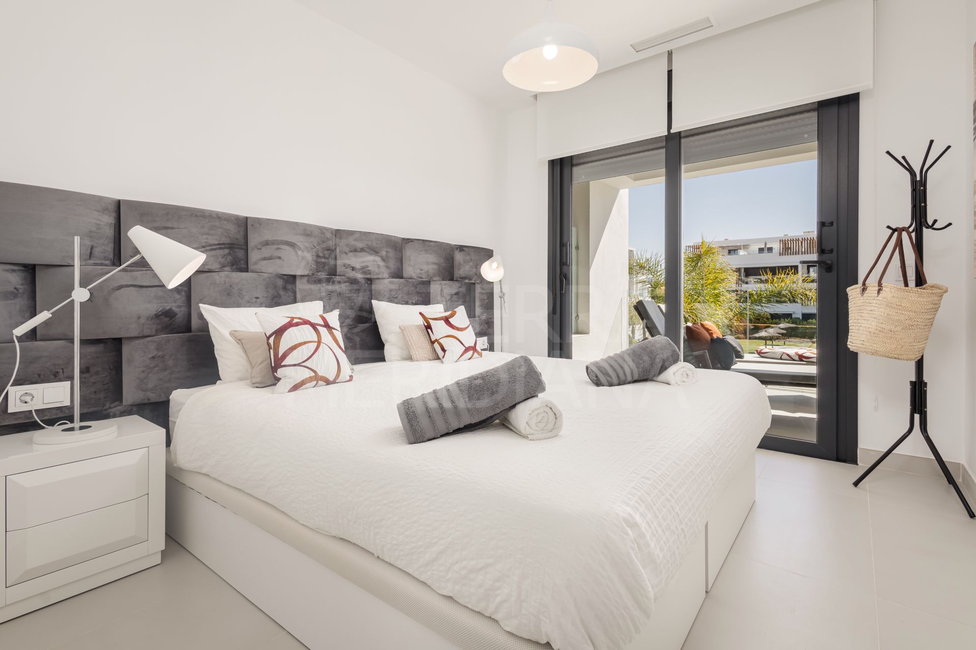 Apartment in Los Miradores del Sol, Estepona