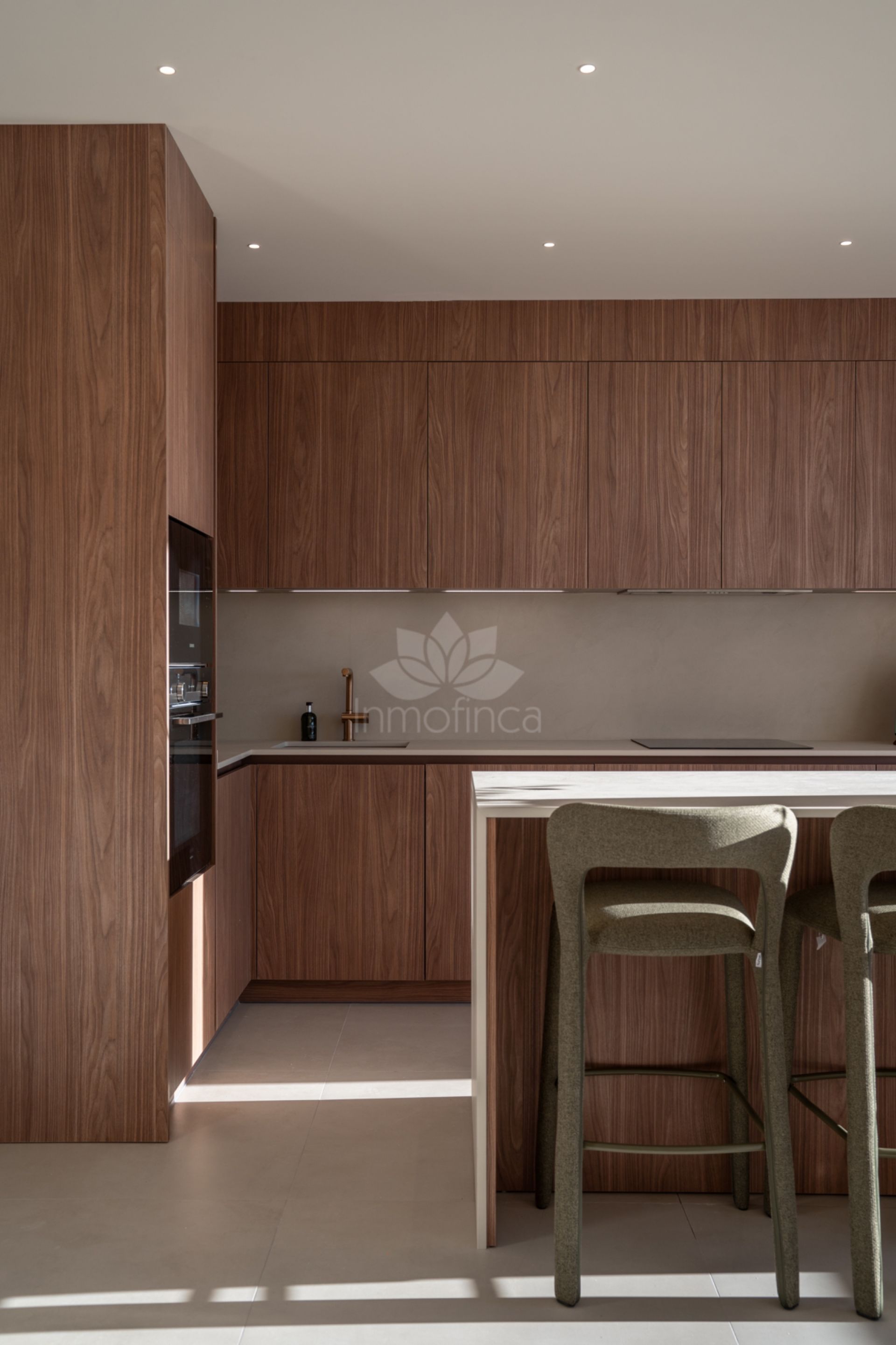 Duplex Penthouse in Altos de La Quinta, Benahavis