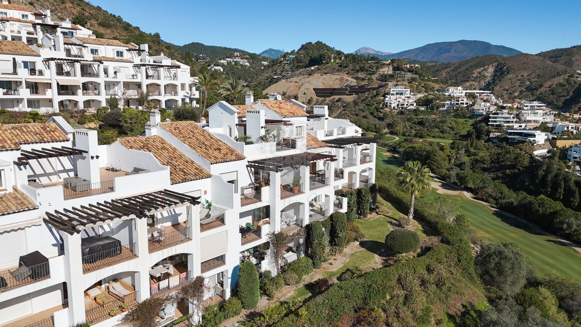 Duplex Penthouse in Altos de La Quinta, Benahavis