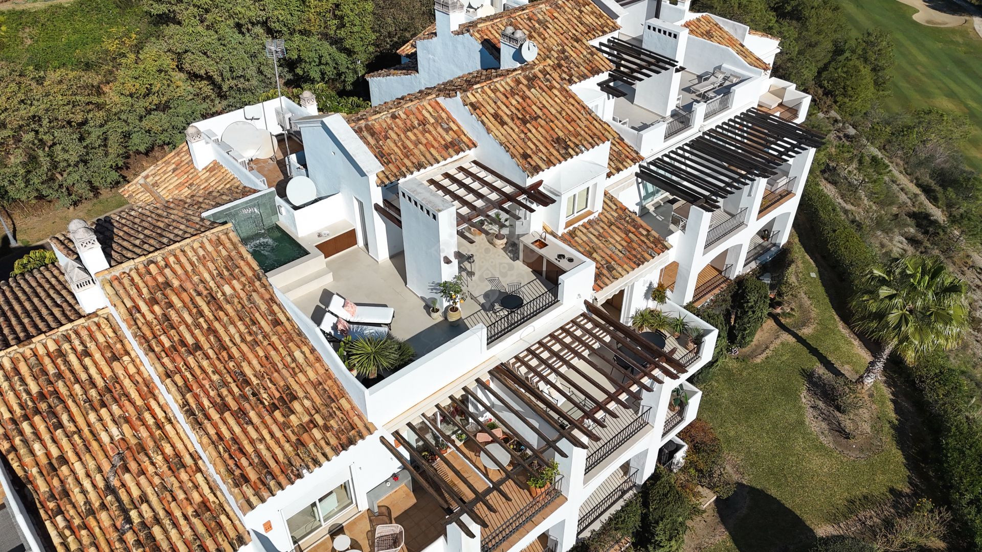 Duplex Penthouse in Altos de La Quinta, Benahavis