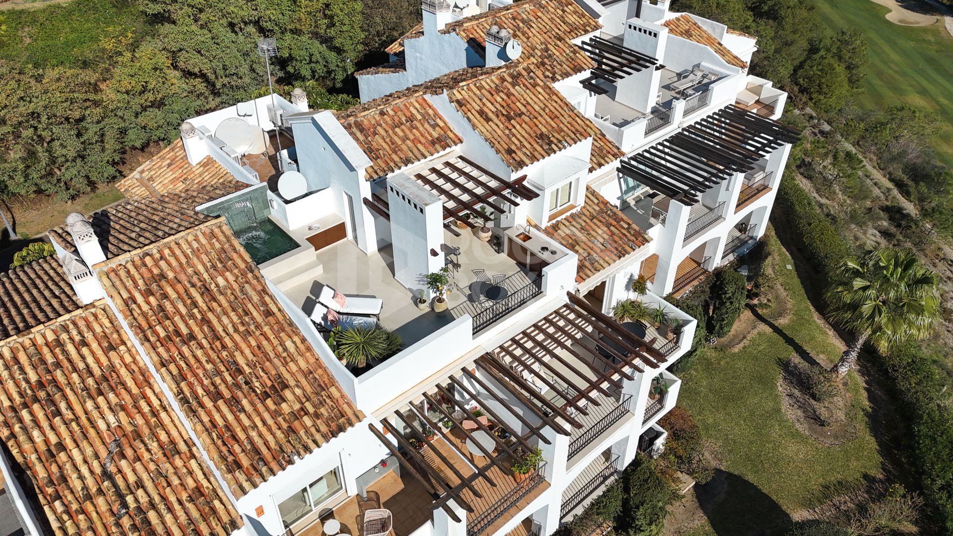 Stunning Duplex Penthouse with Panoramic Sea Views and private plunge pool in La Quinta