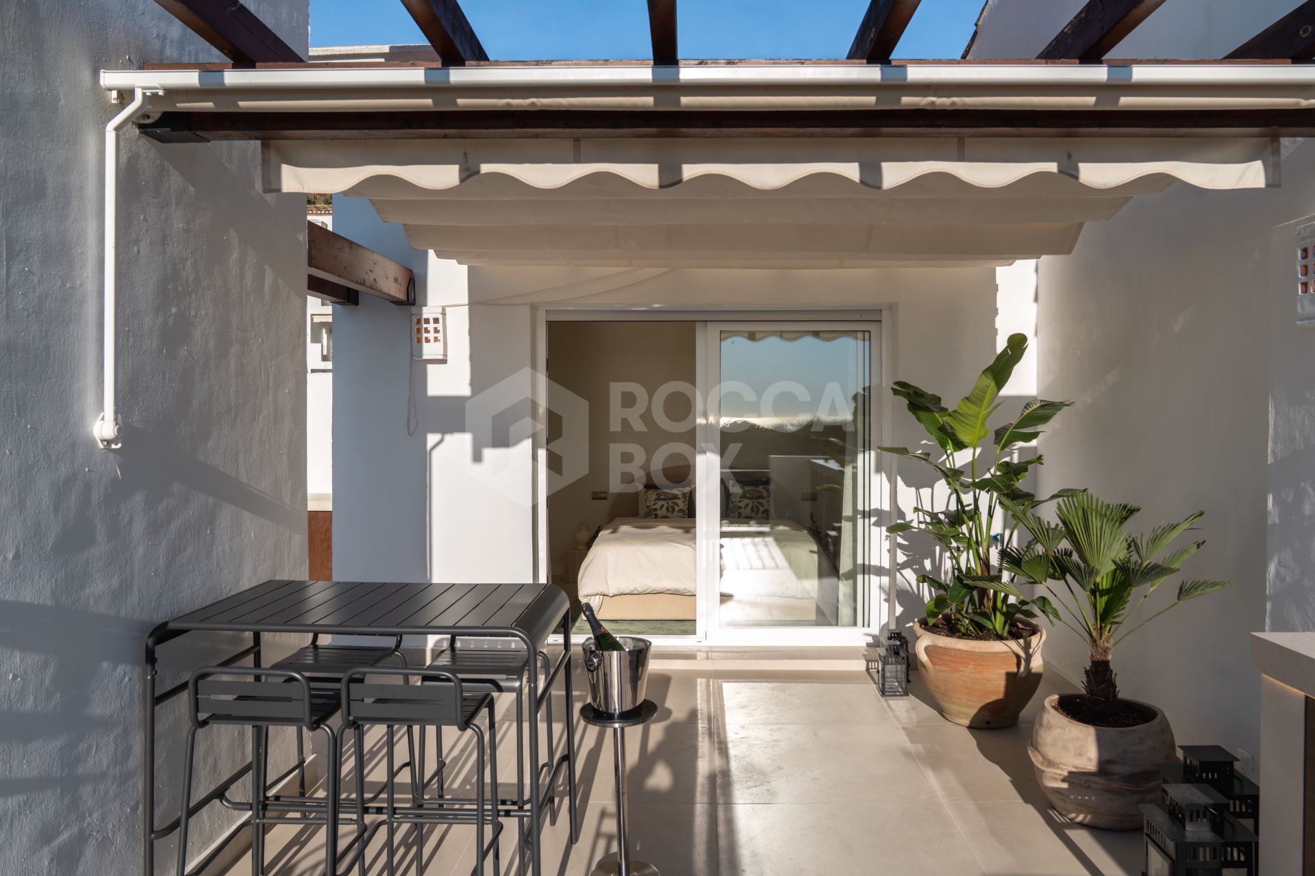 Stunning Duplex Penthouse with Panoramic Sea Views and private plunge pool in La Quinta