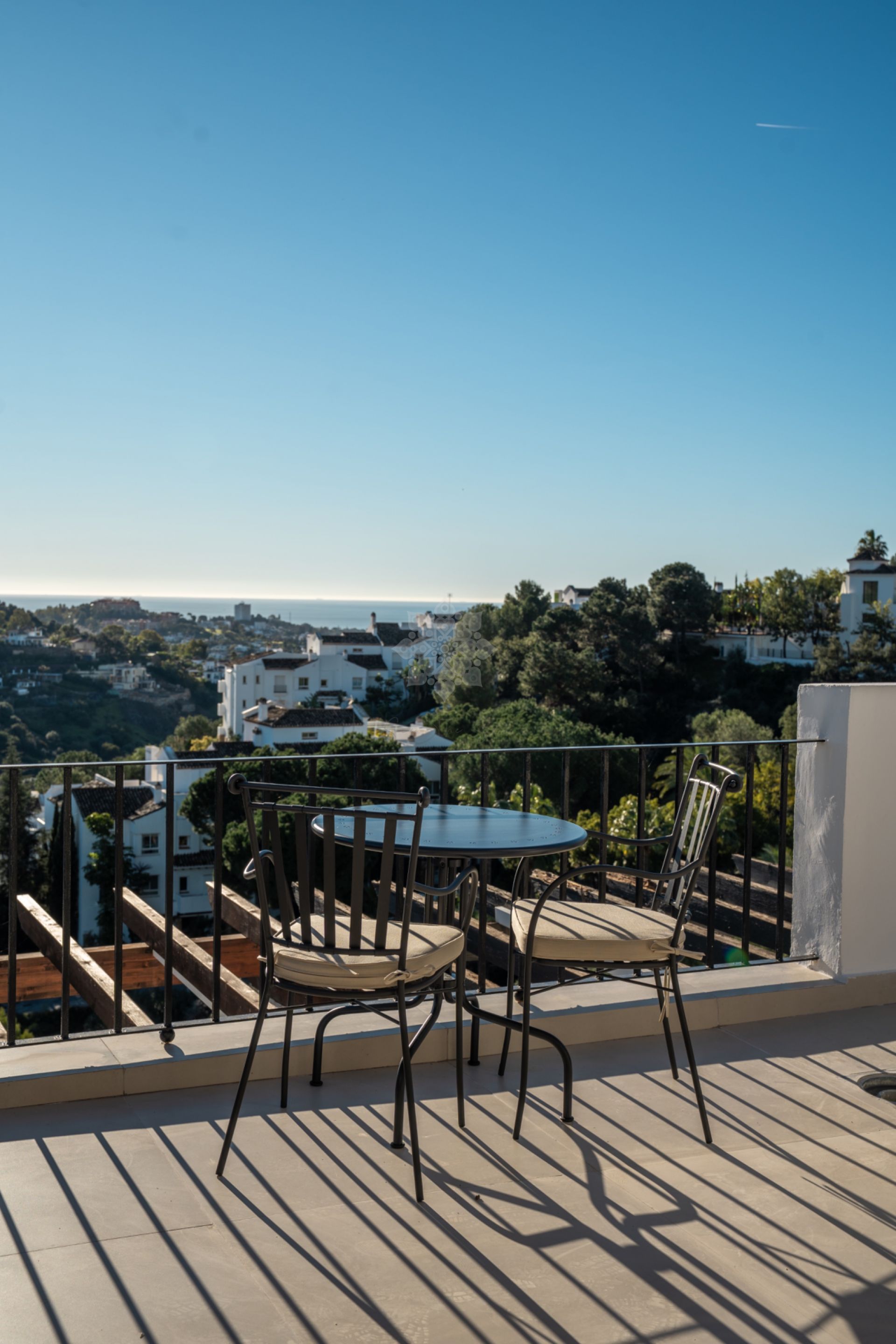 Duplex Penthouse in Altos de La Quinta, Benahavis