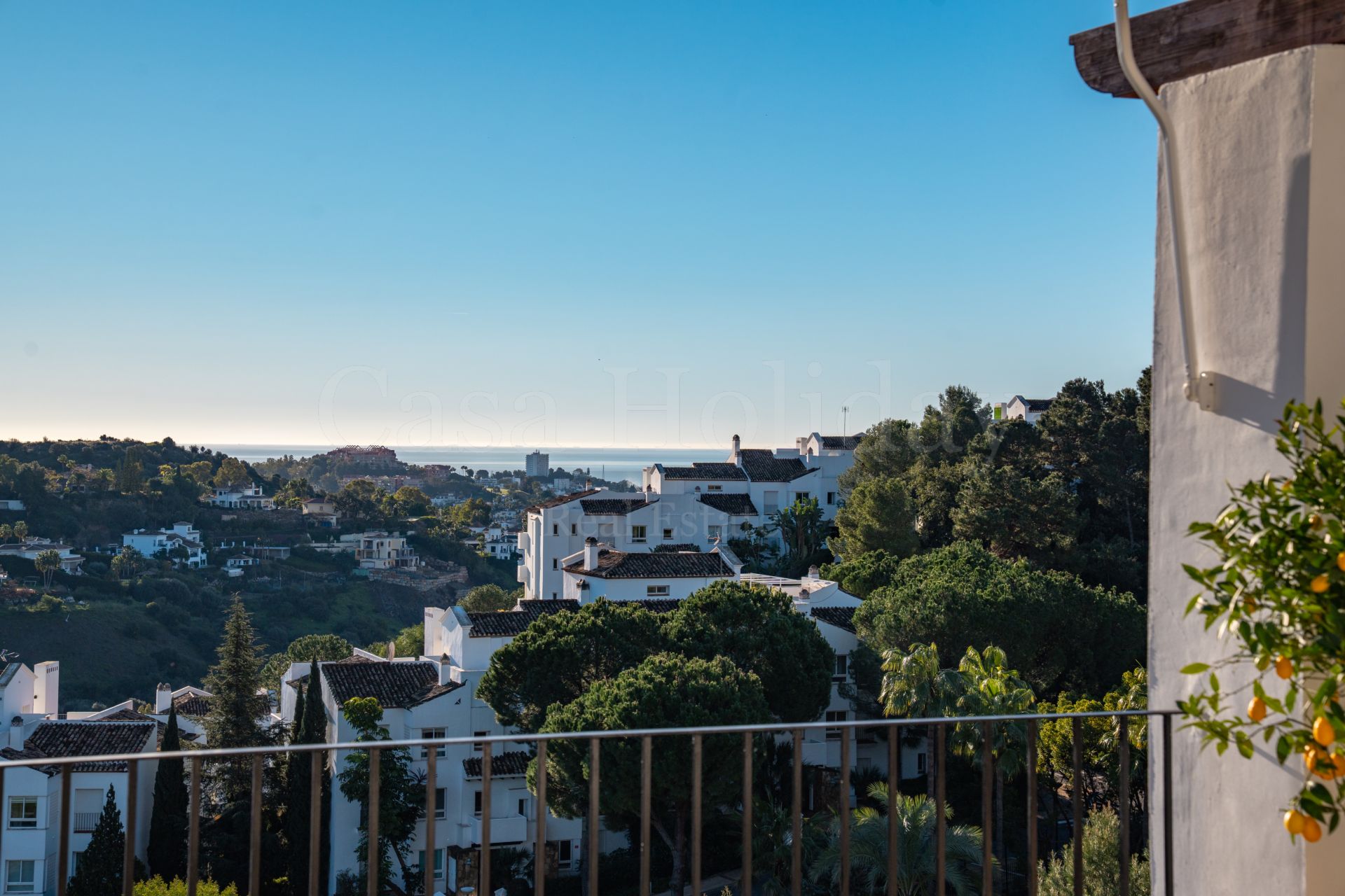 Atico Duplex en Altos de La Quinta, Benahavis