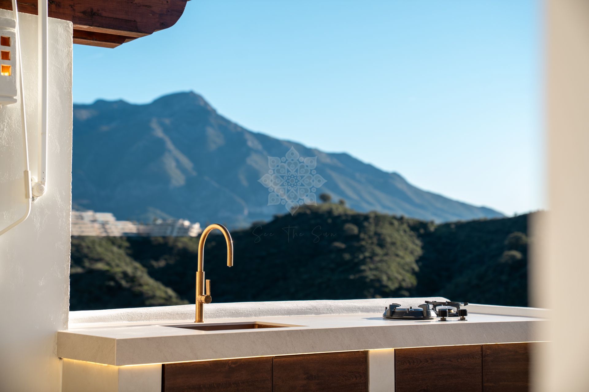 Duplex Penthouse in Altos de La Quinta, Benahavis