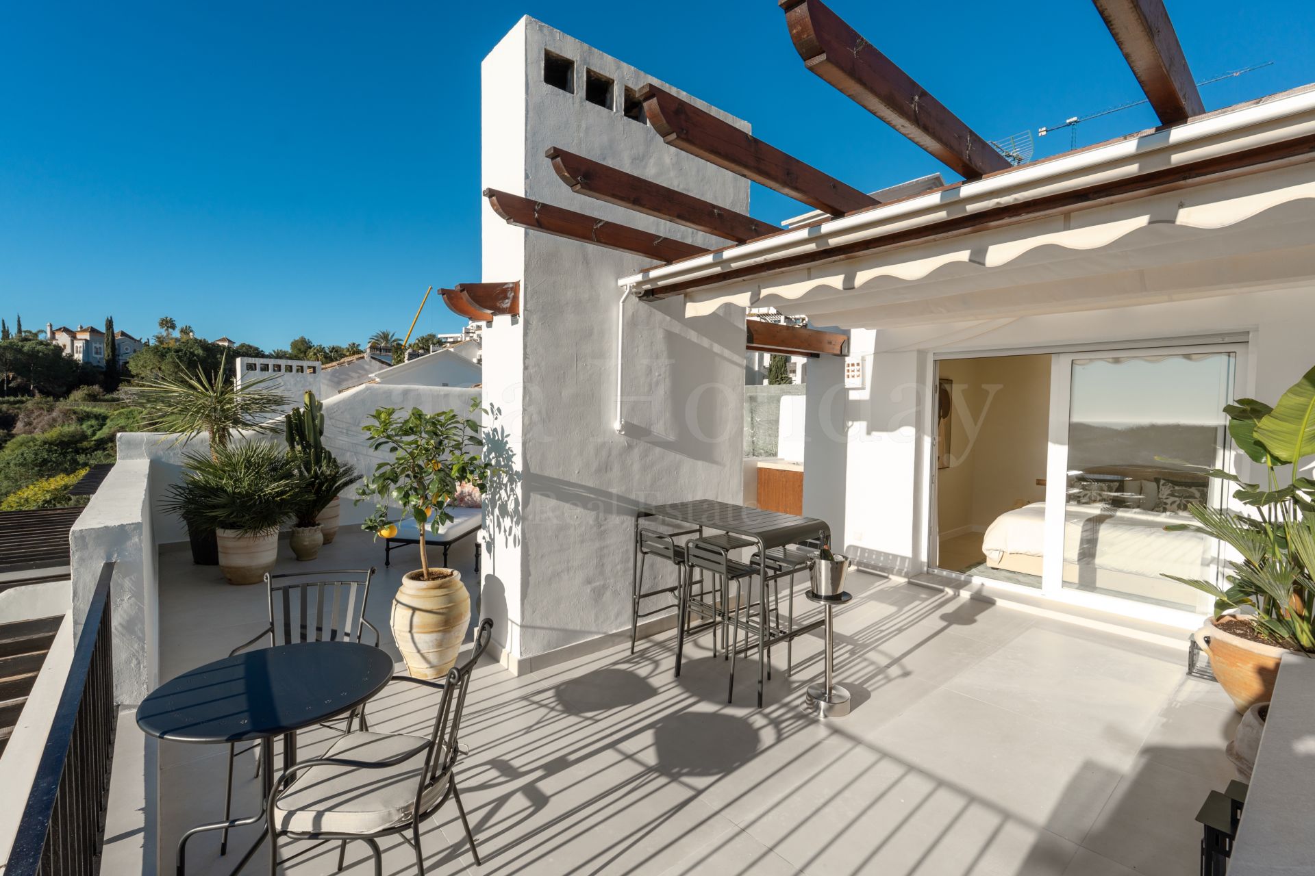 Atico Duplex en Altos de La Quinta, Benahavis