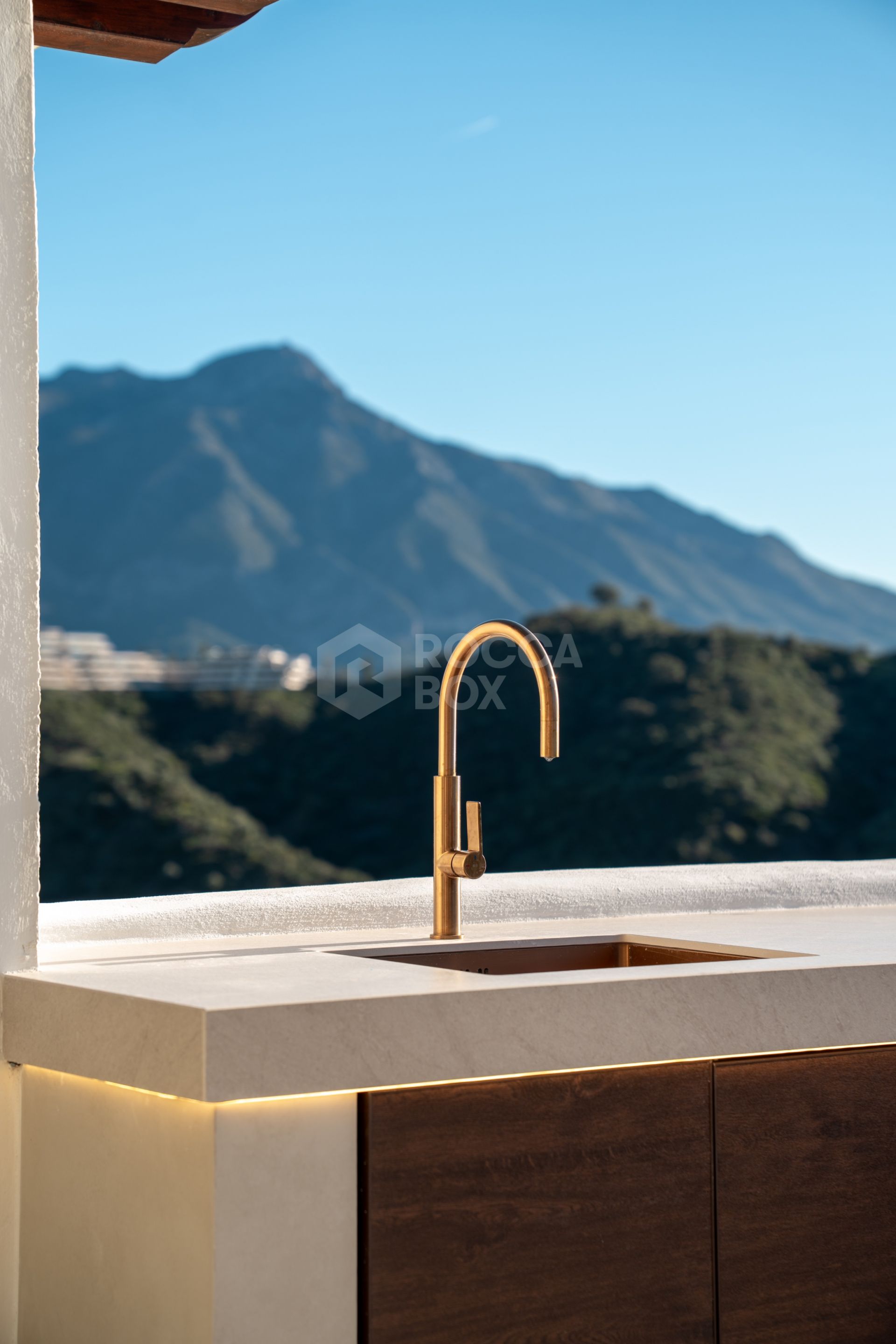 Stunning Duplex Penthouse with Panoramic Sea Views and private plunge pool in La Quinta