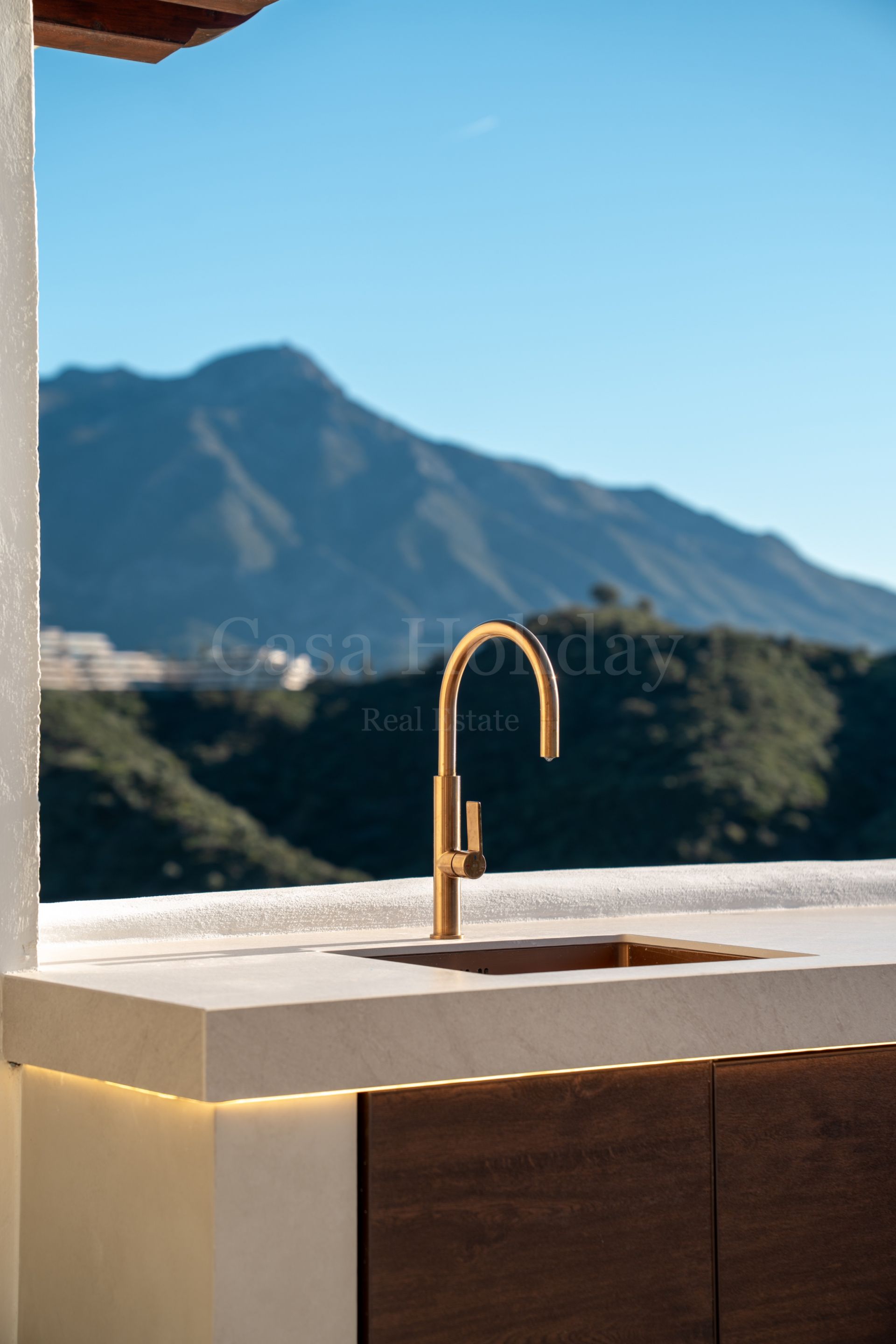 Atico Duplex en Altos de La Quinta, Benahavis