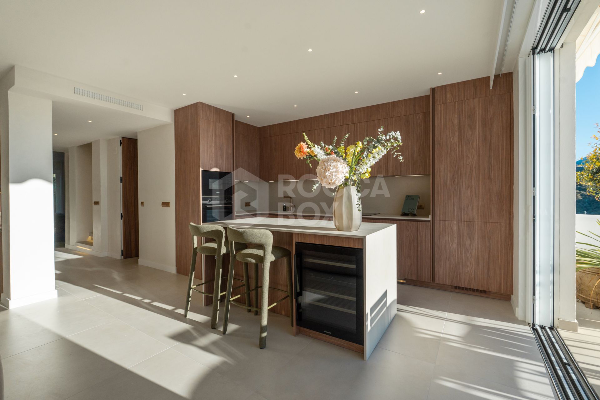 Stunning Duplex Penthouse with Panoramic Sea Views and private plunge pool in La Quinta