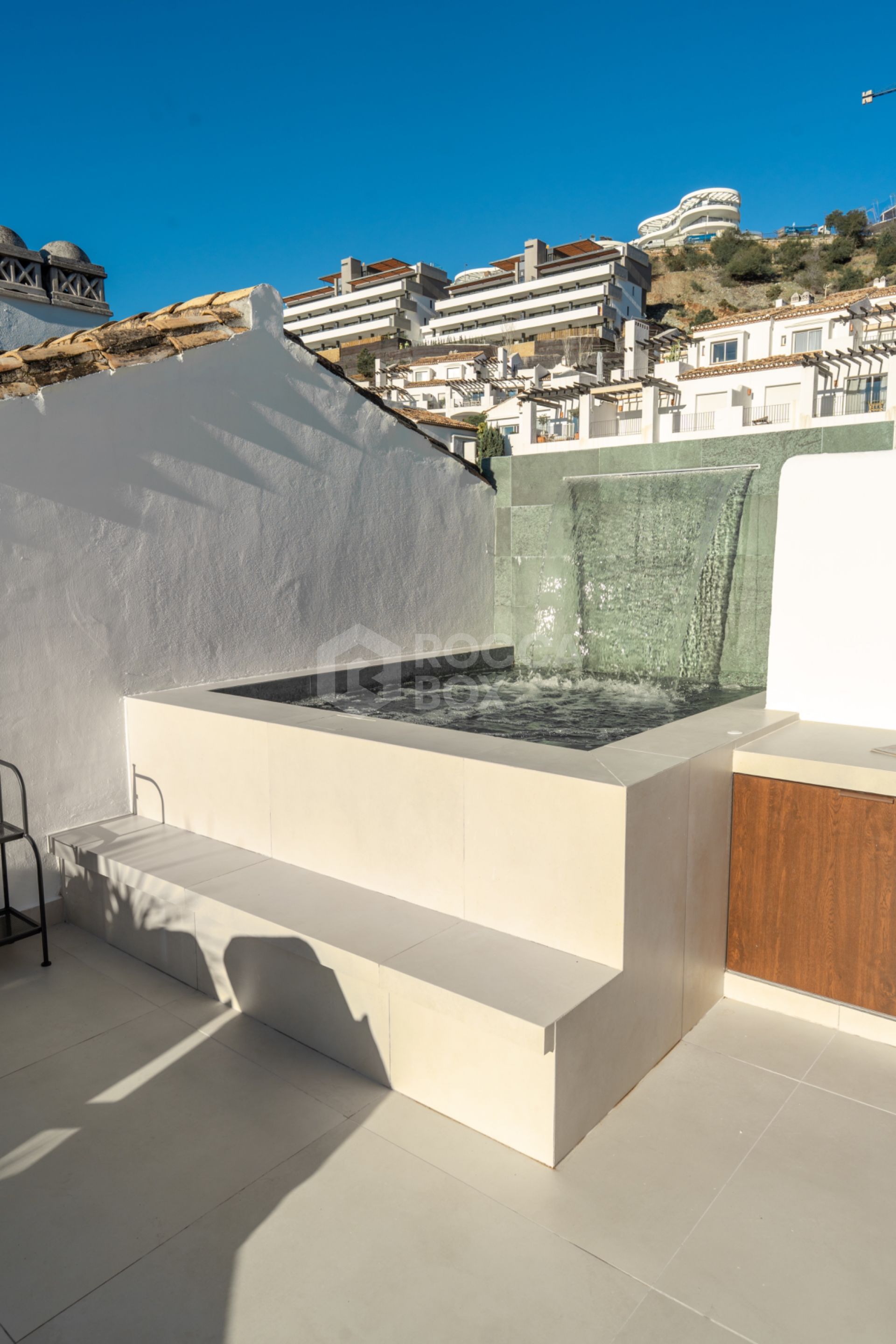 Stunning Duplex Penthouse with Panoramic Sea Views and private plunge pool in La Quinta