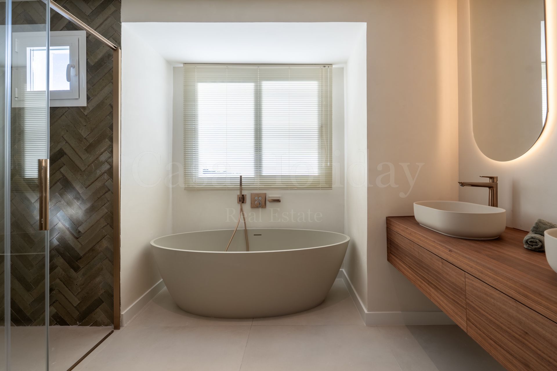 Atico Duplex en Altos de La Quinta, Benahavis