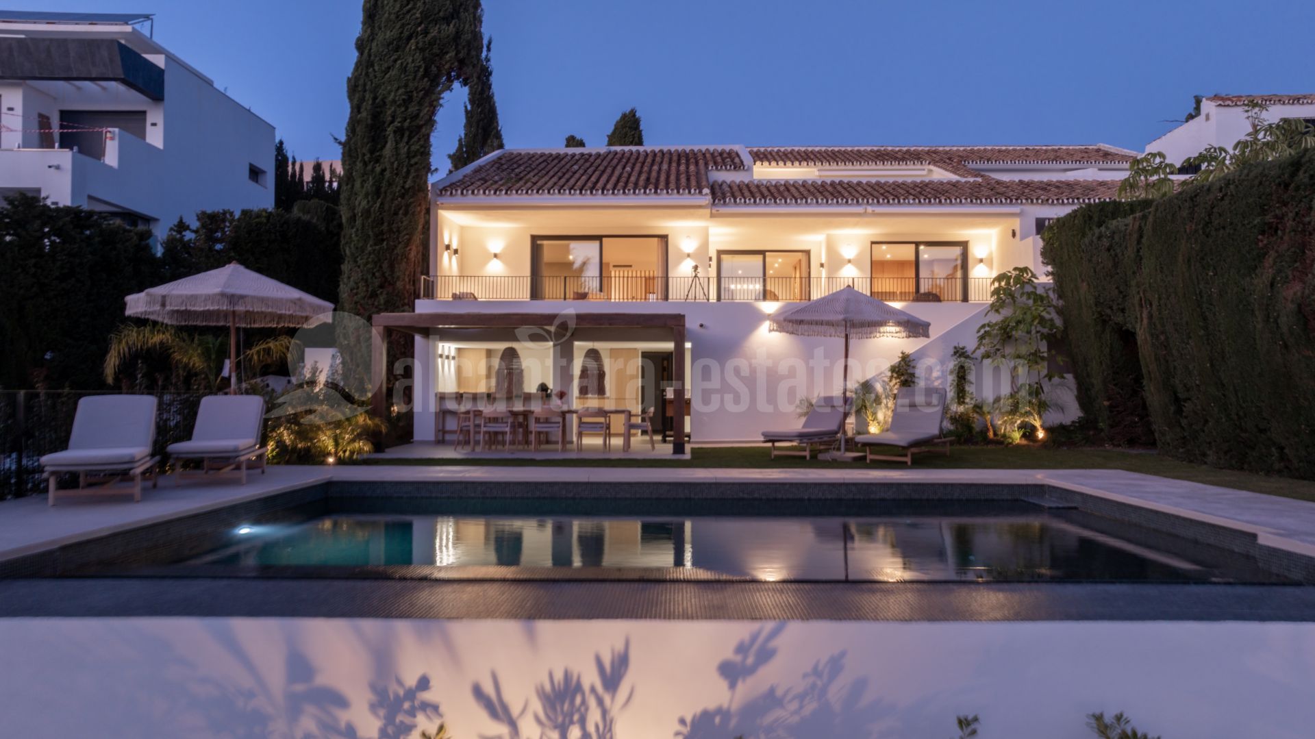 Semi Detached House in Altos del Paraiso, Benahavis