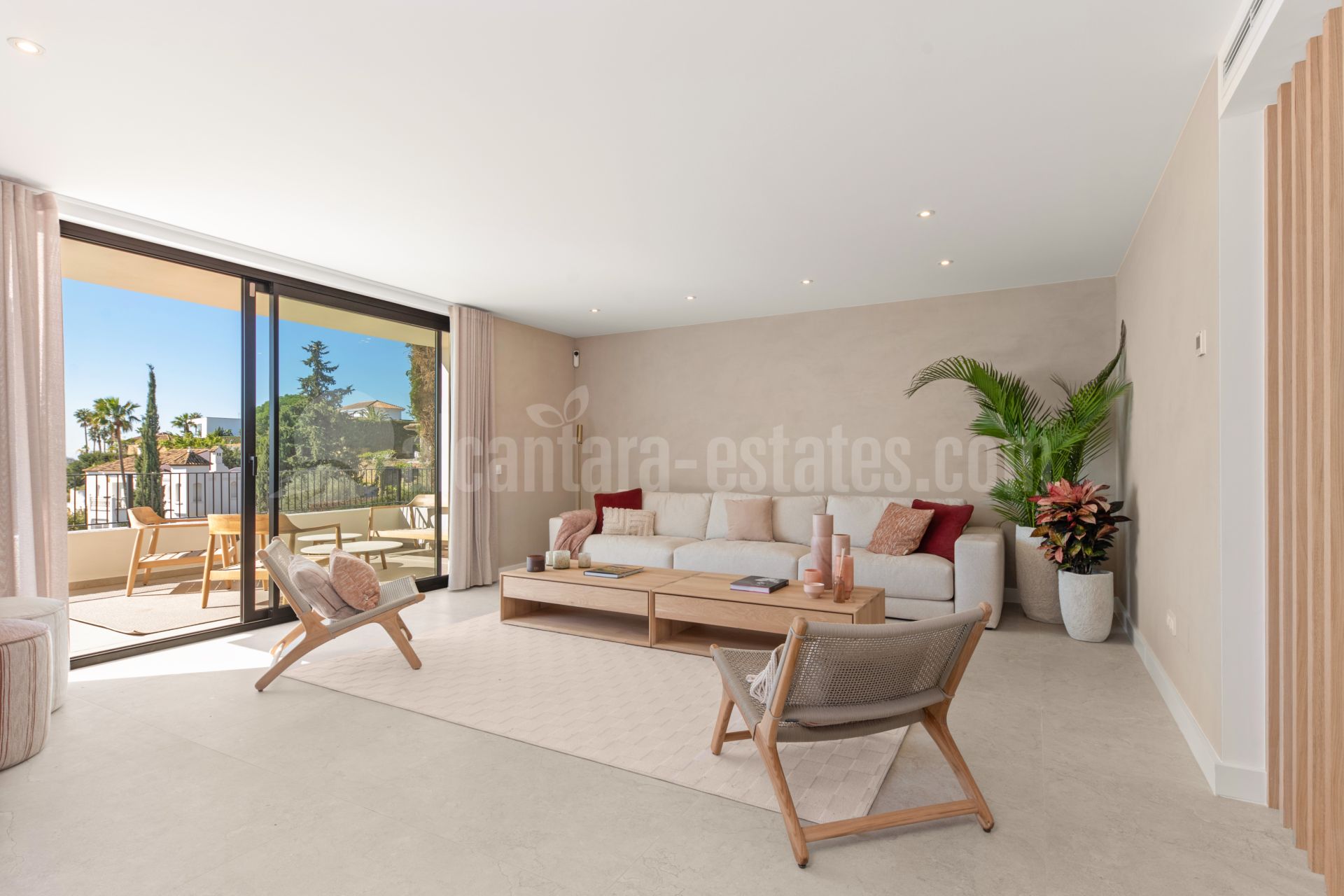 Semi Detached House in Altos del Paraiso, Benahavis