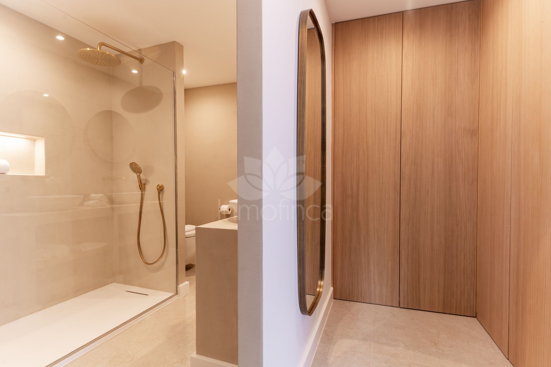 Semi Detached House in Altos del Paraiso, Benahavis