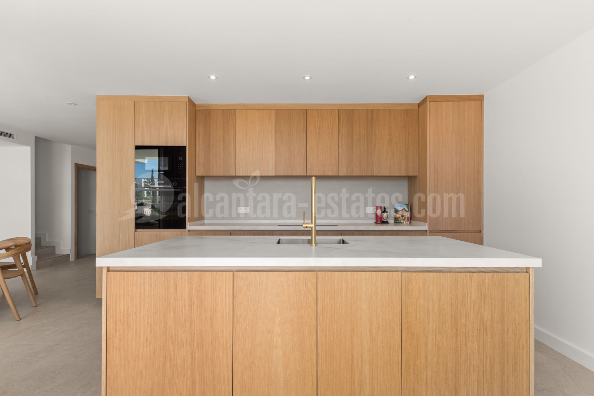 Semi Detached House in Altos del Paraiso, Benahavis