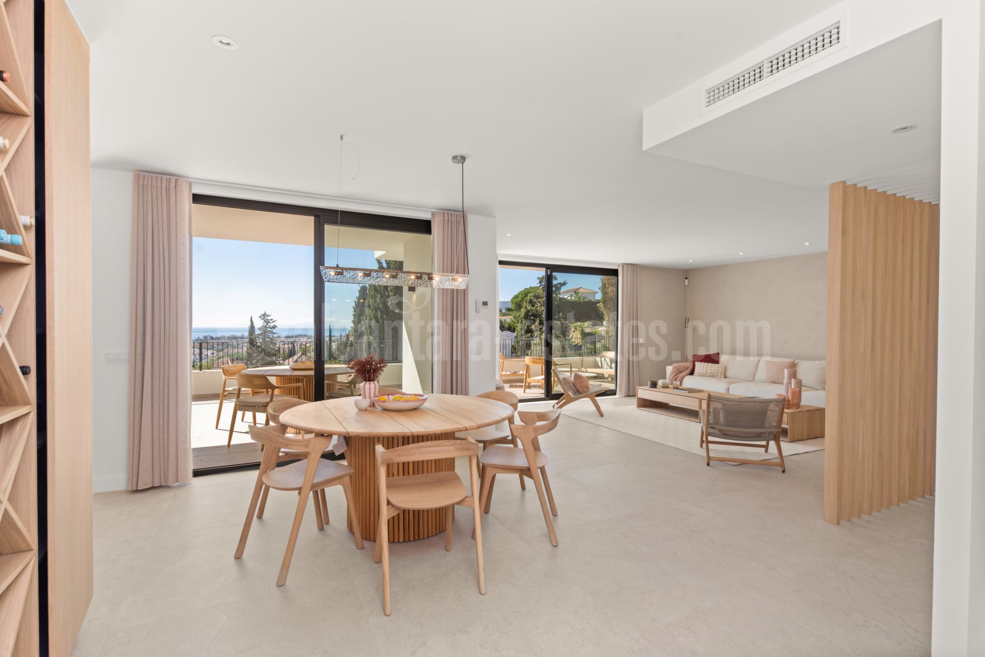 Semi Detached House in Altos del Paraiso, Benahavis