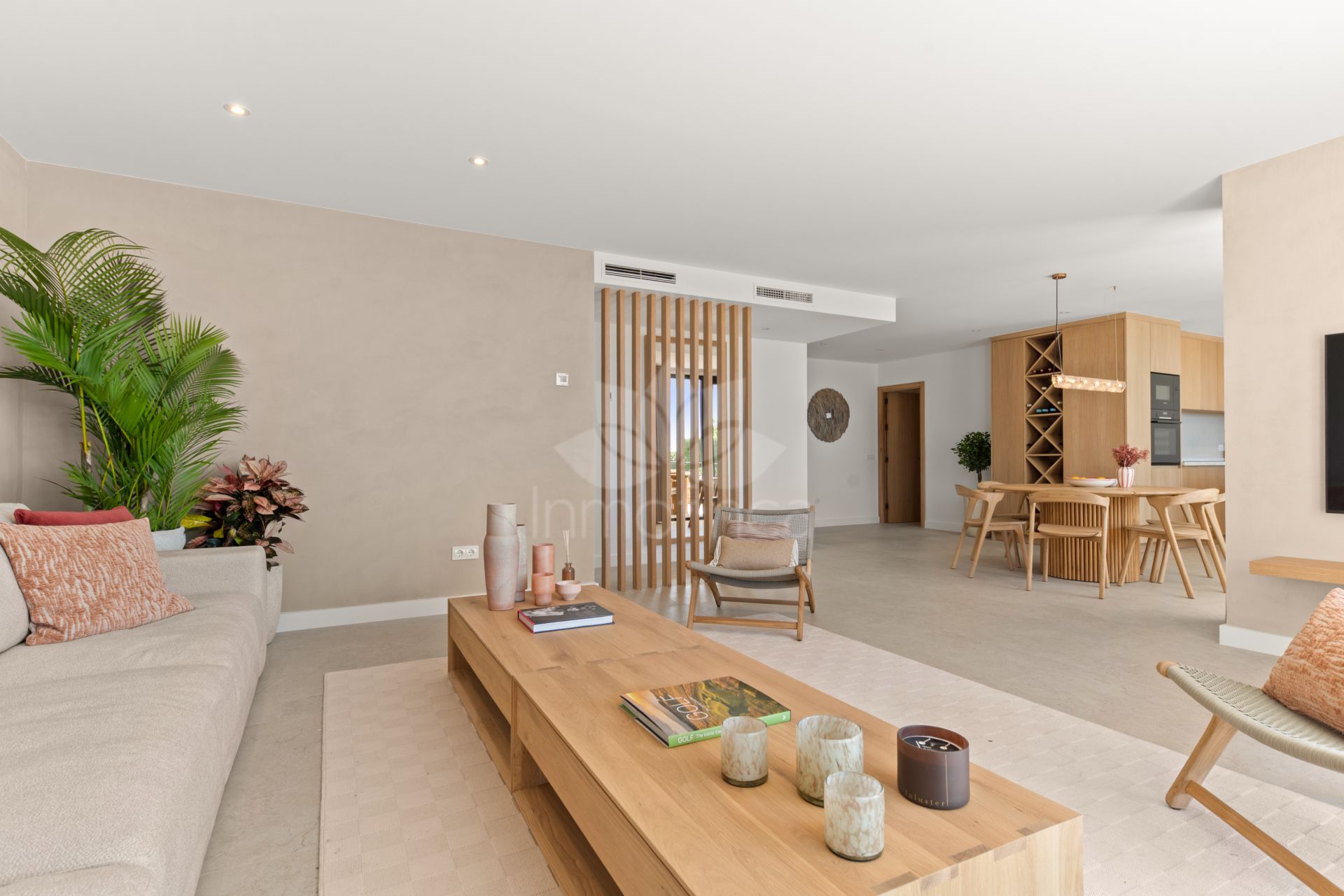 Semi Detached House in Altos del Paraiso, Benahavis