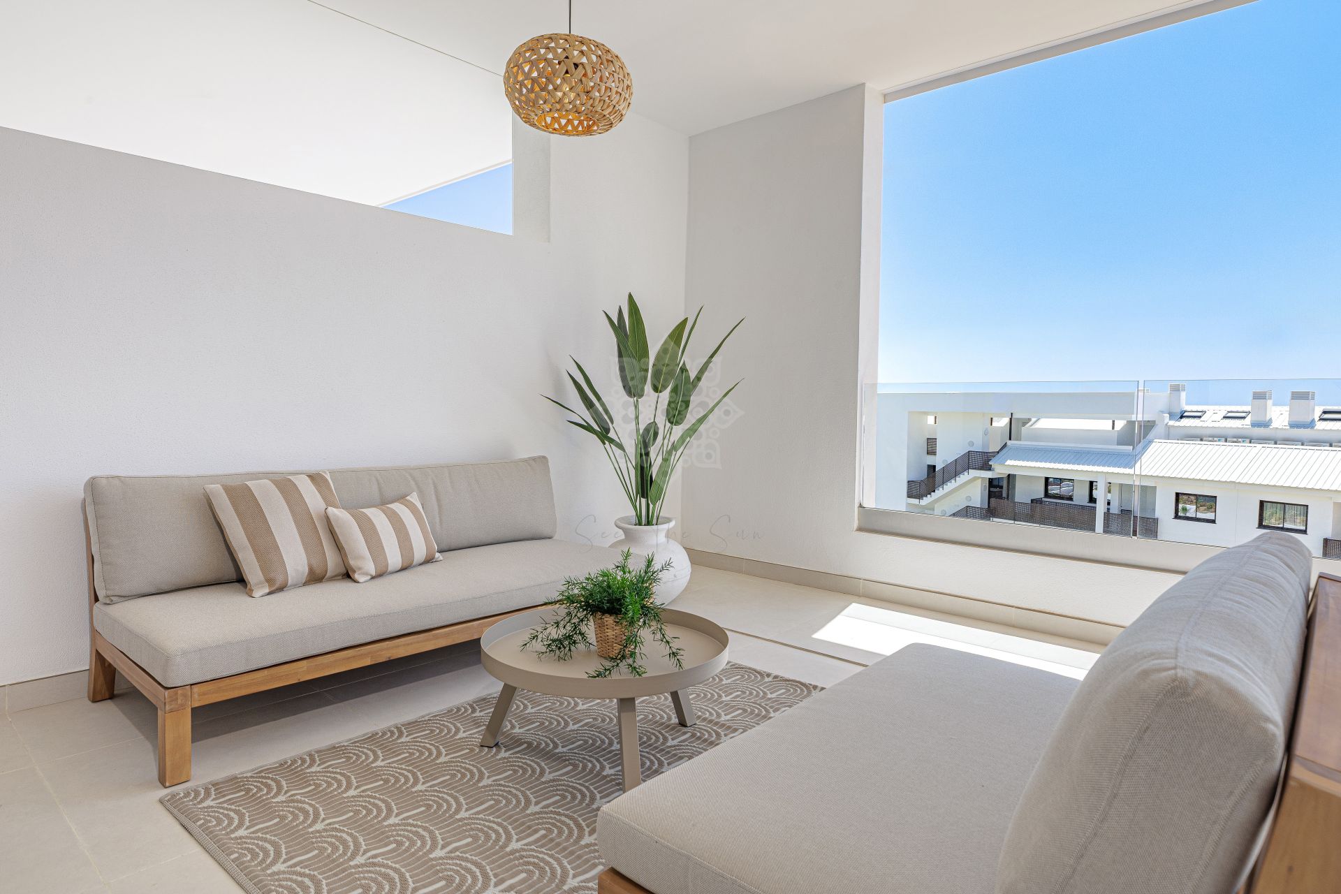 Apartment in El Higueron, Fuengirola