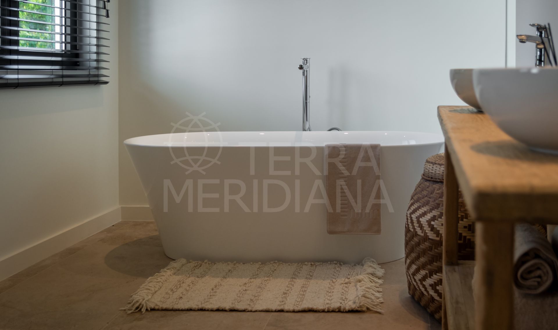 Villa in Casasola, Estepona