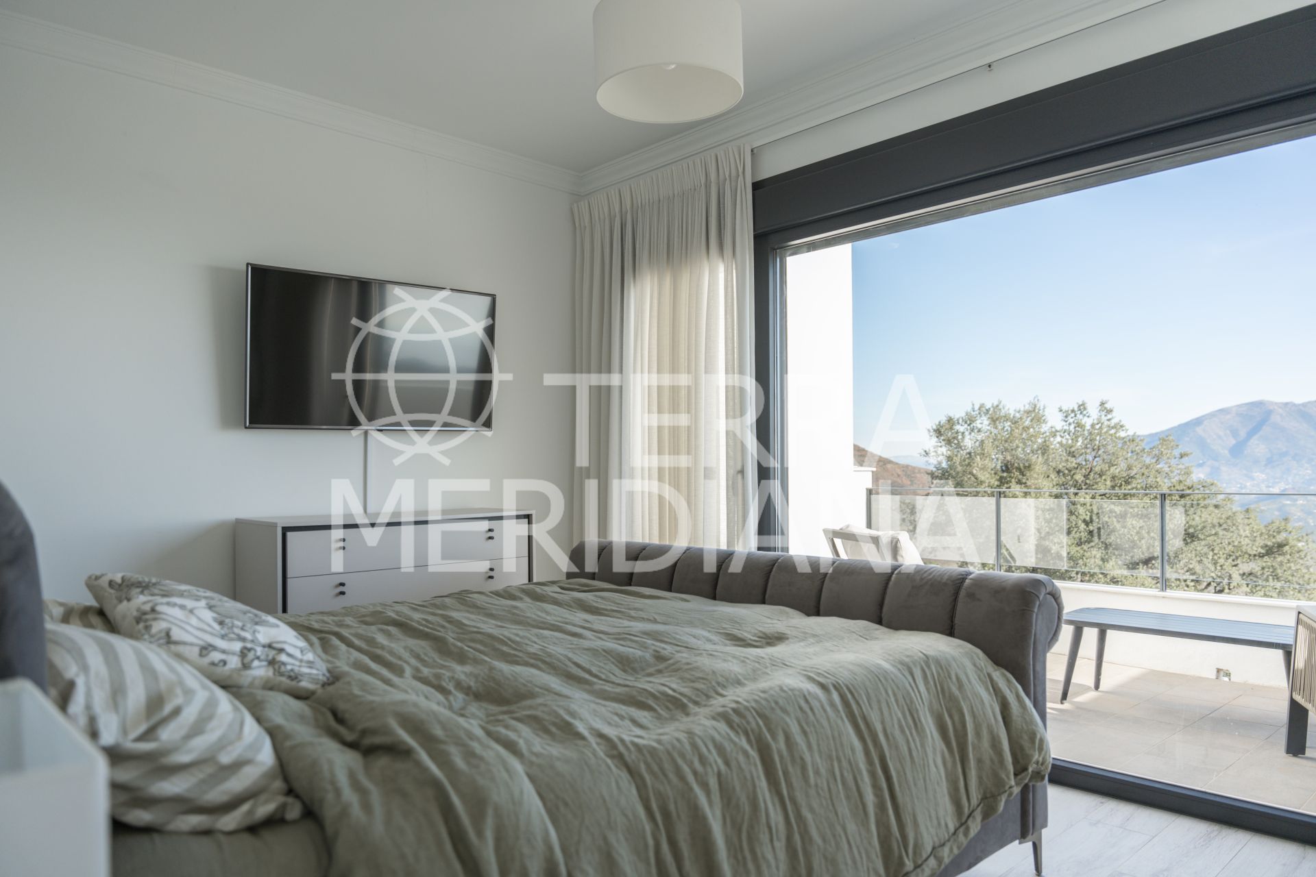 Town House in La Mairena, Marbella