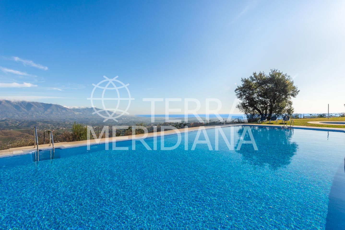 Town House in La Mairena, Marbella