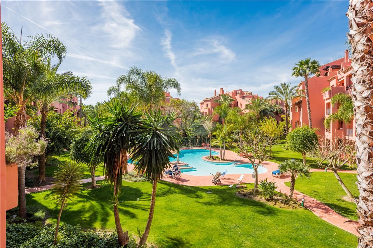 Piso en El Rosario, Marbella