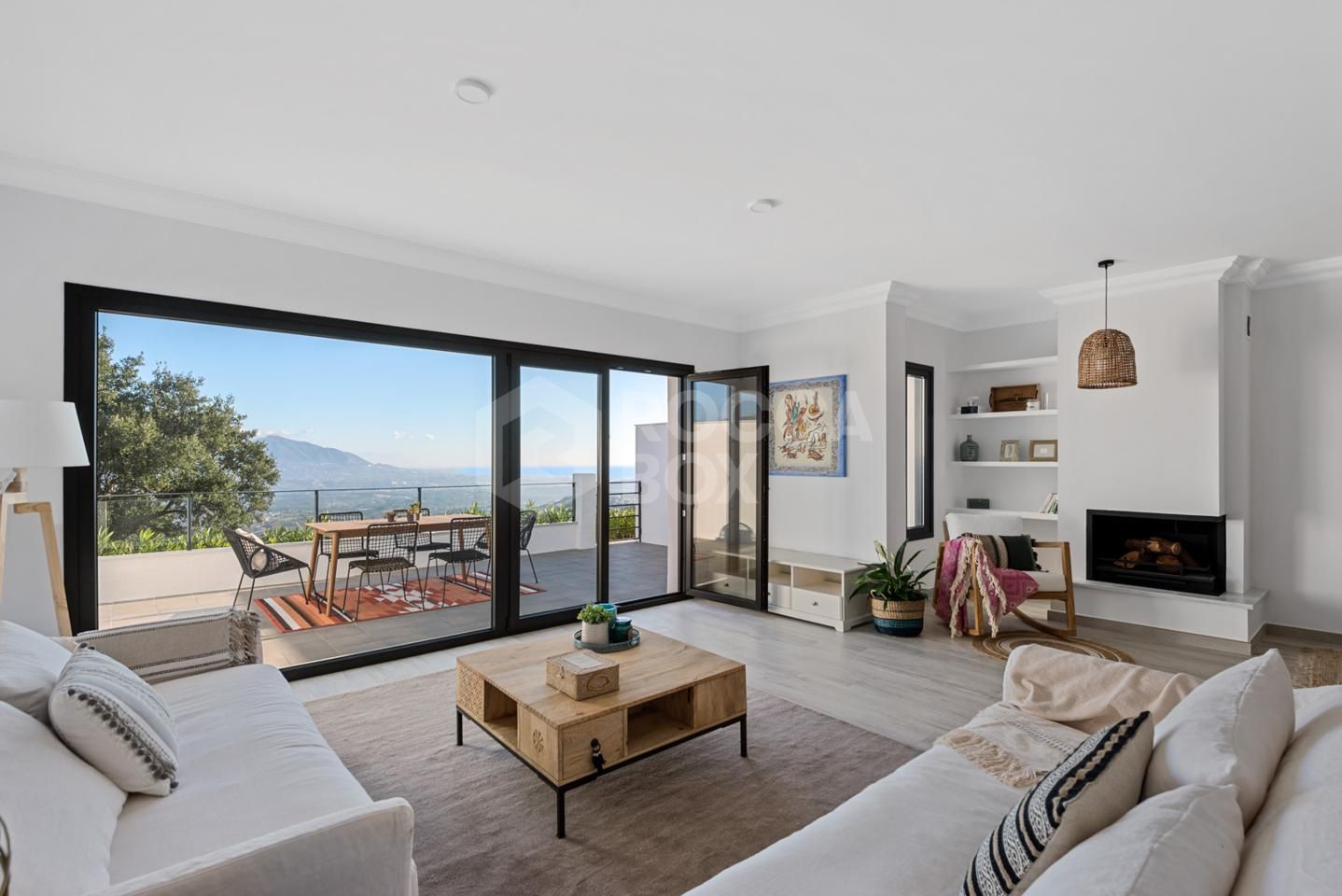 Town House for sale in La Mairena, Marbella East