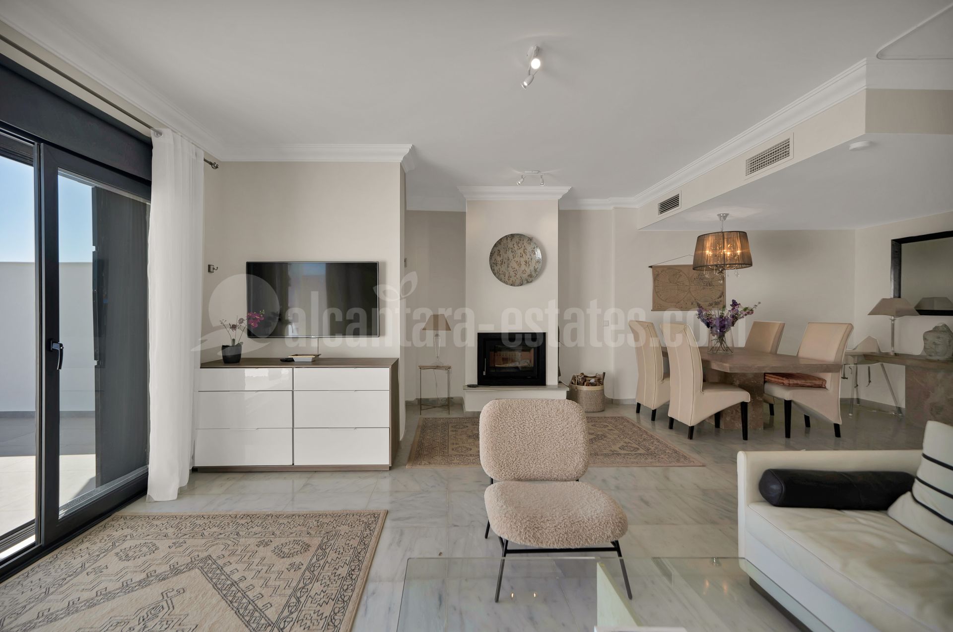 Semi Detached House in La Mairena, Marbella