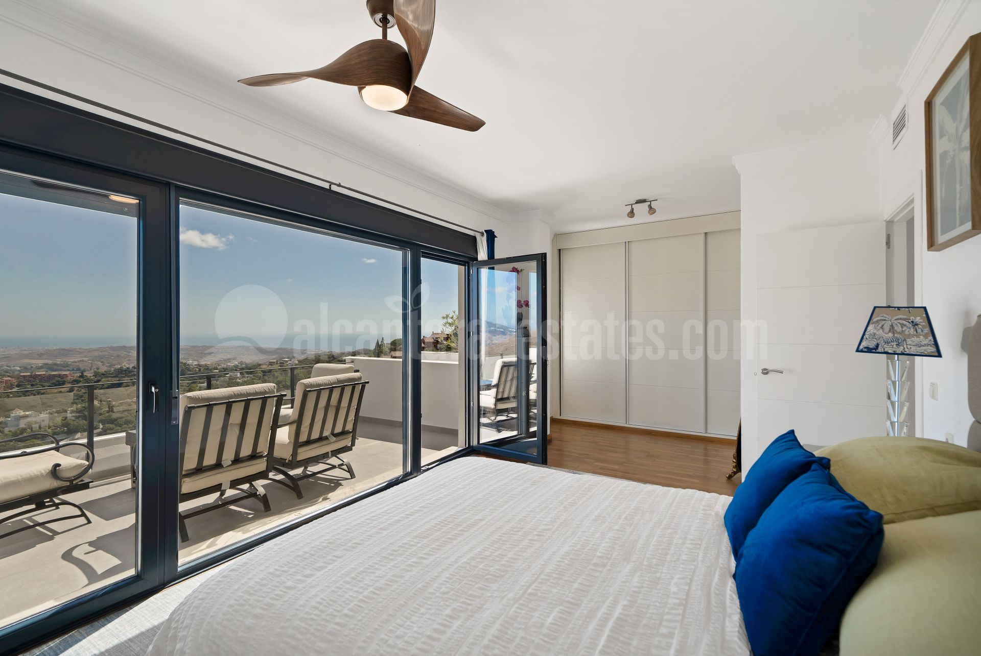 Semi Detached House in La Mairena, Marbella