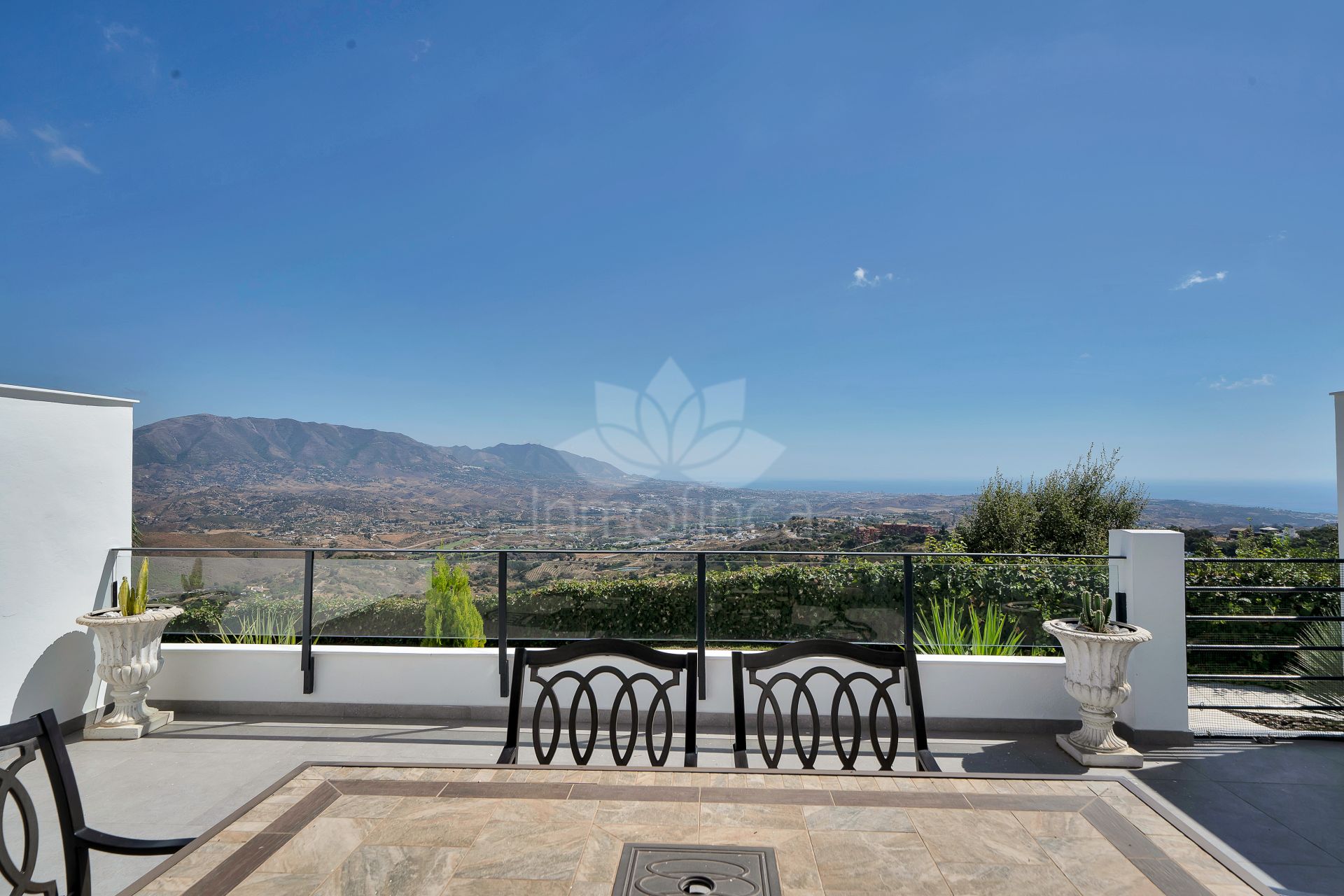 Semi Detached House in La Mairena, Marbella