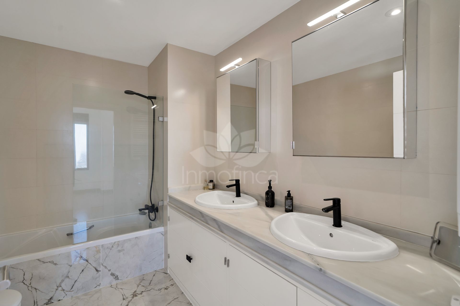 Semi Detached House in La Mairena, Marbella