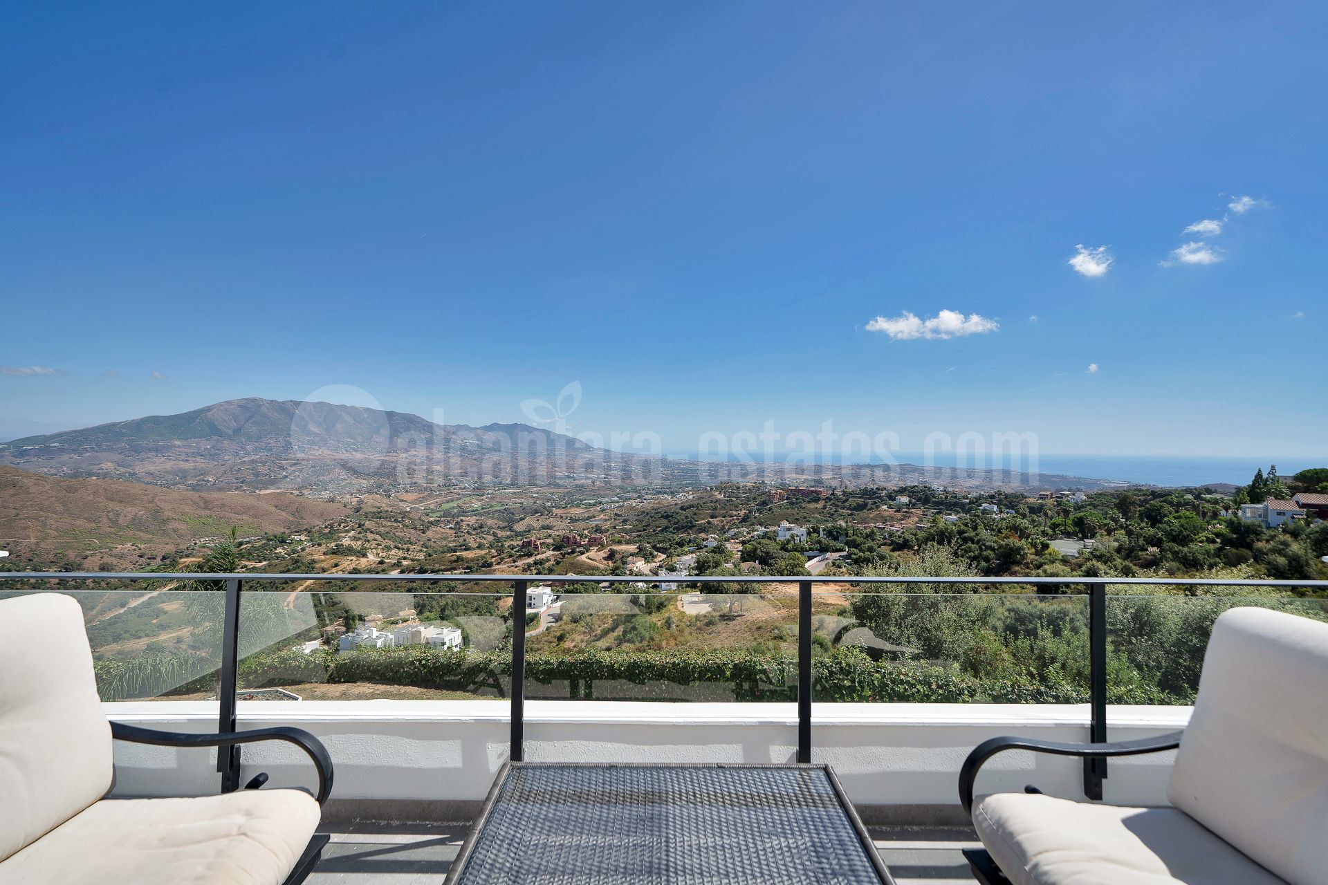 Semi Detached House in La Mairena, Marbella