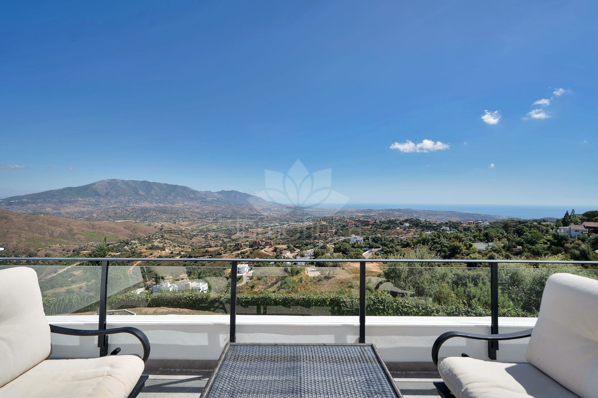 Semi Detached House in La Mairena, Marbella