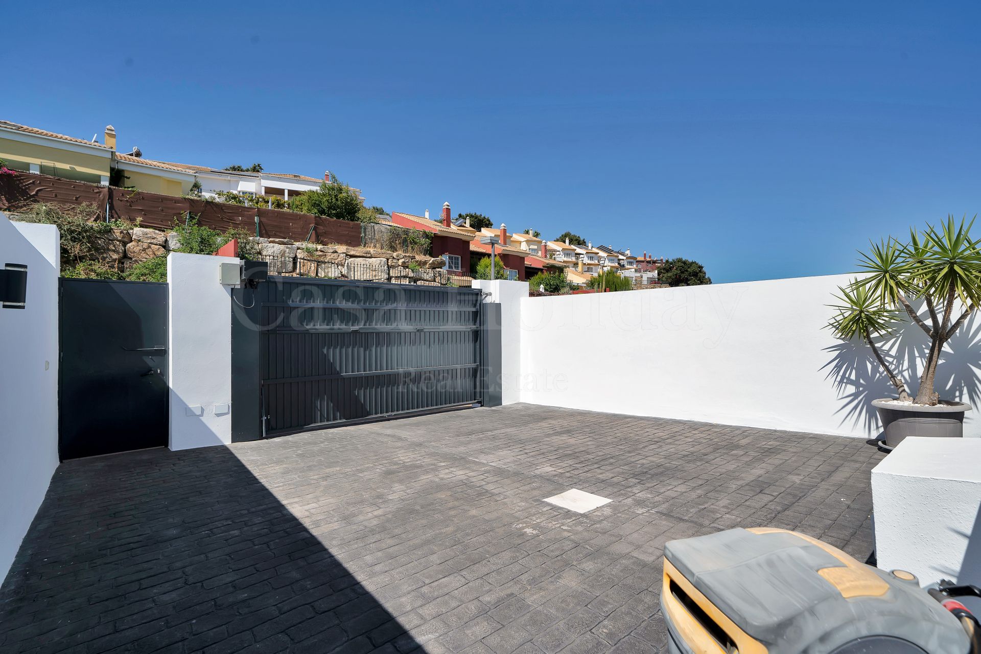Semi Detached House in La Mairena, Marbella