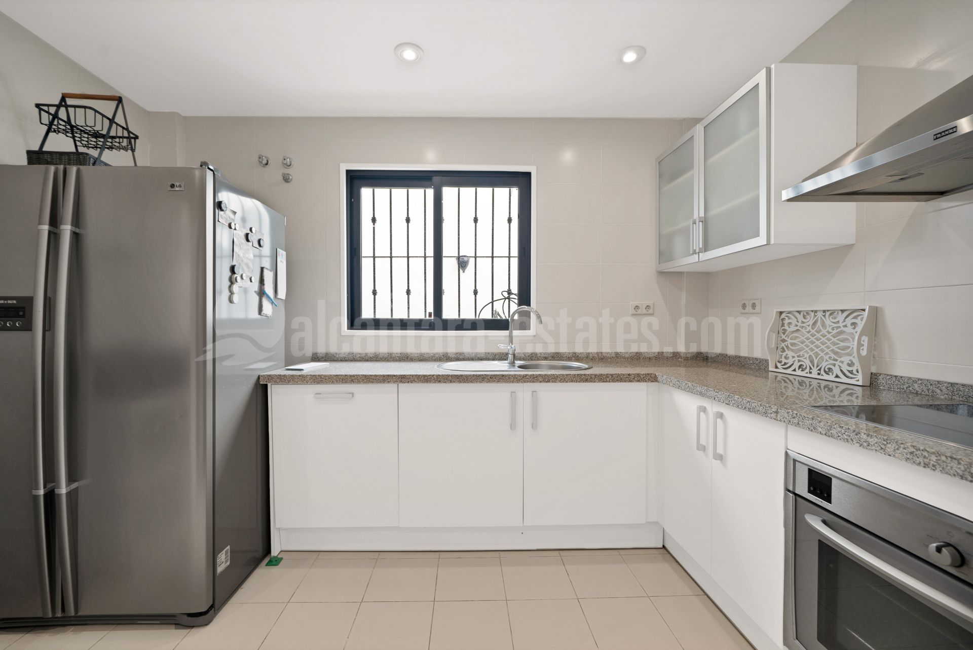 Semi Detached House in La Mairena, Marbella