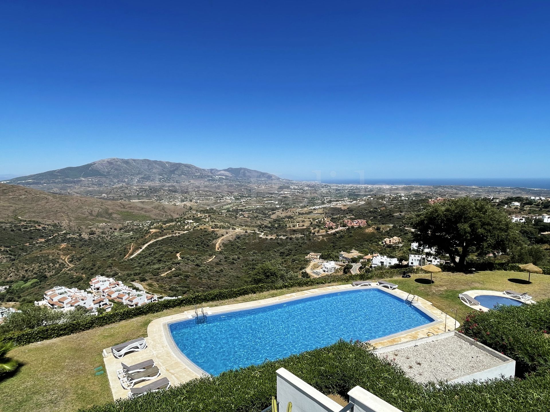 Semi Detached House in La Mairena, Marbella