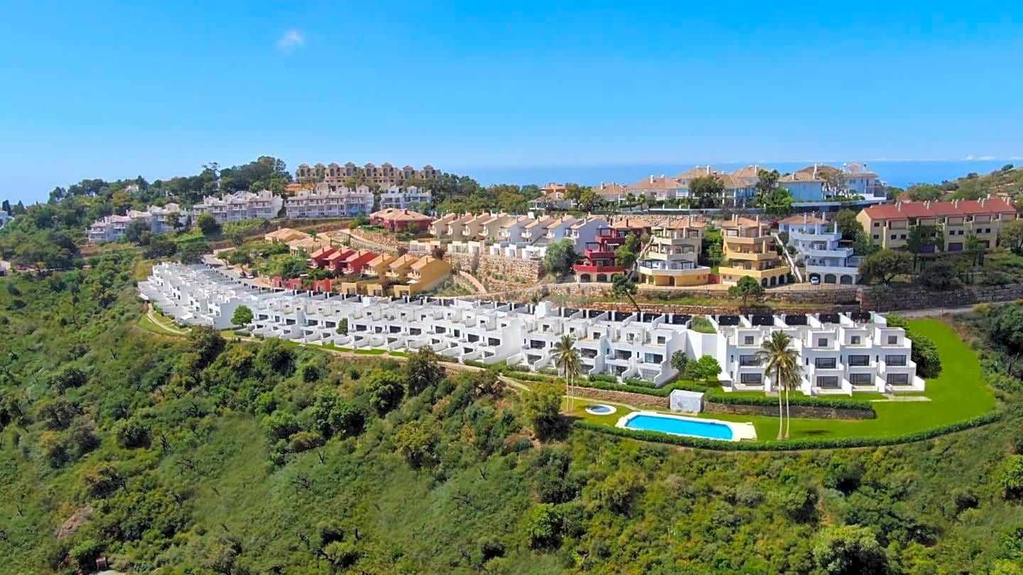 Semi Detached House in La Mairena, Marbella