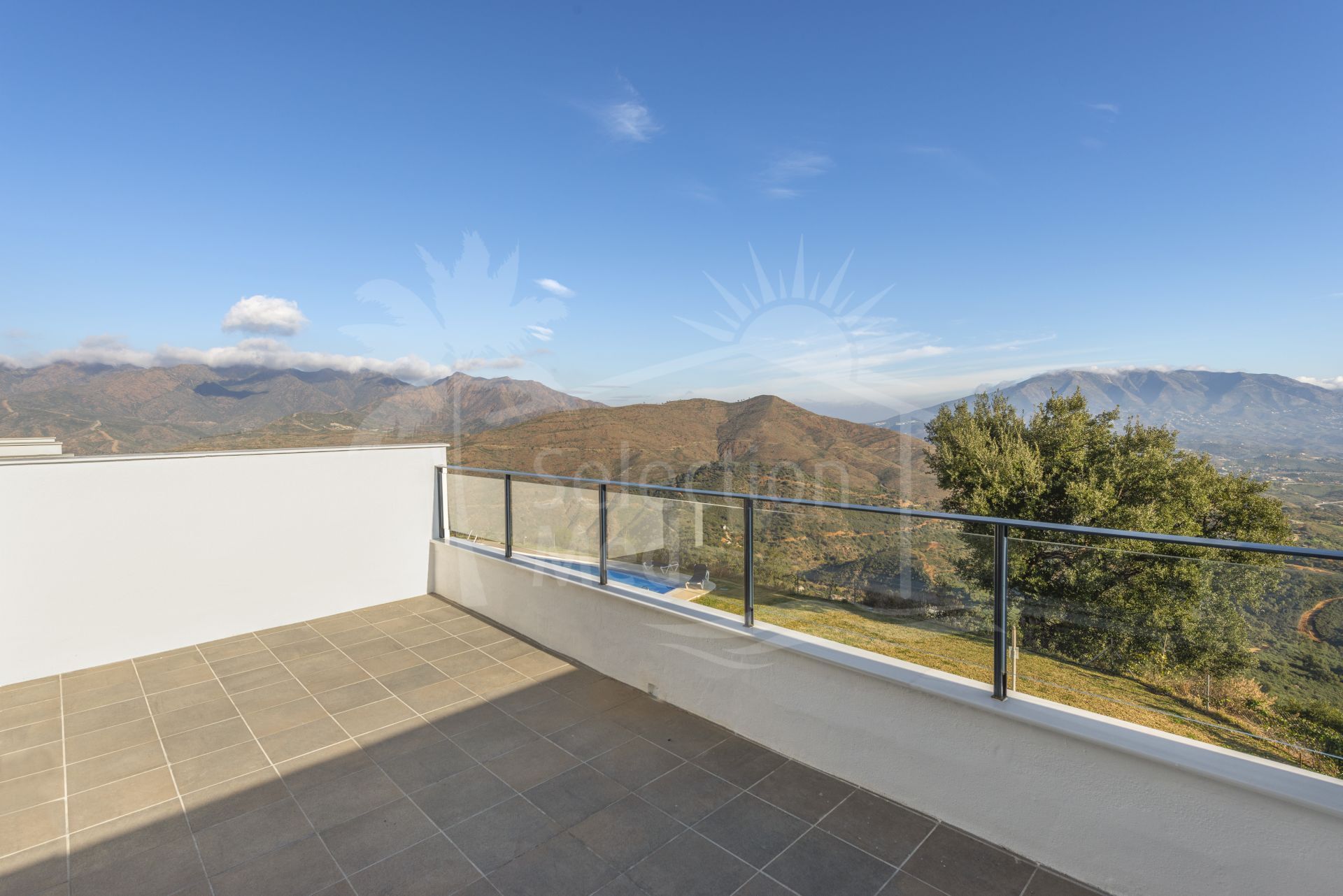 Maison de Ville à vendre dans La Mairena, Marbella Est