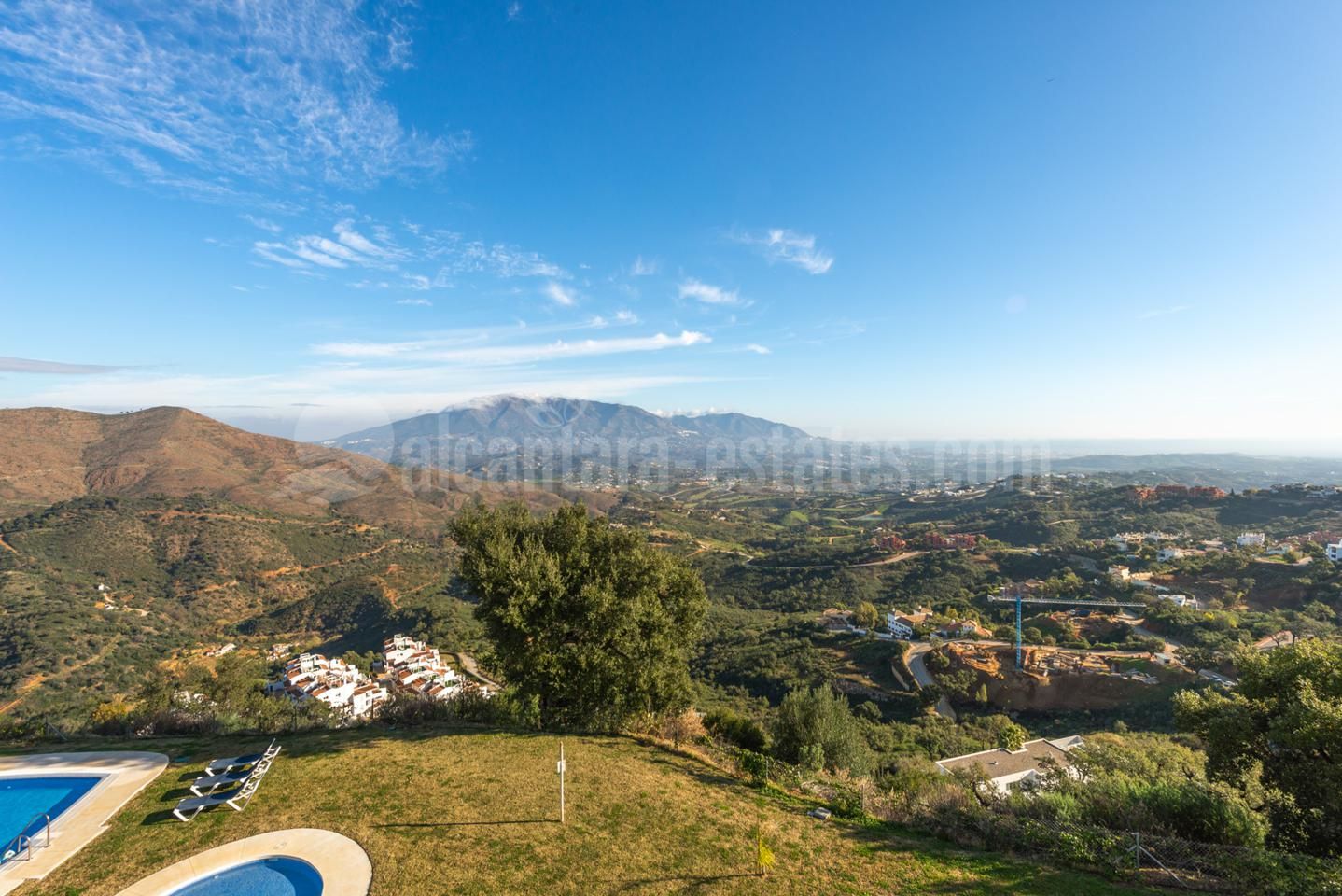 Town House in La Mairena, Marbella