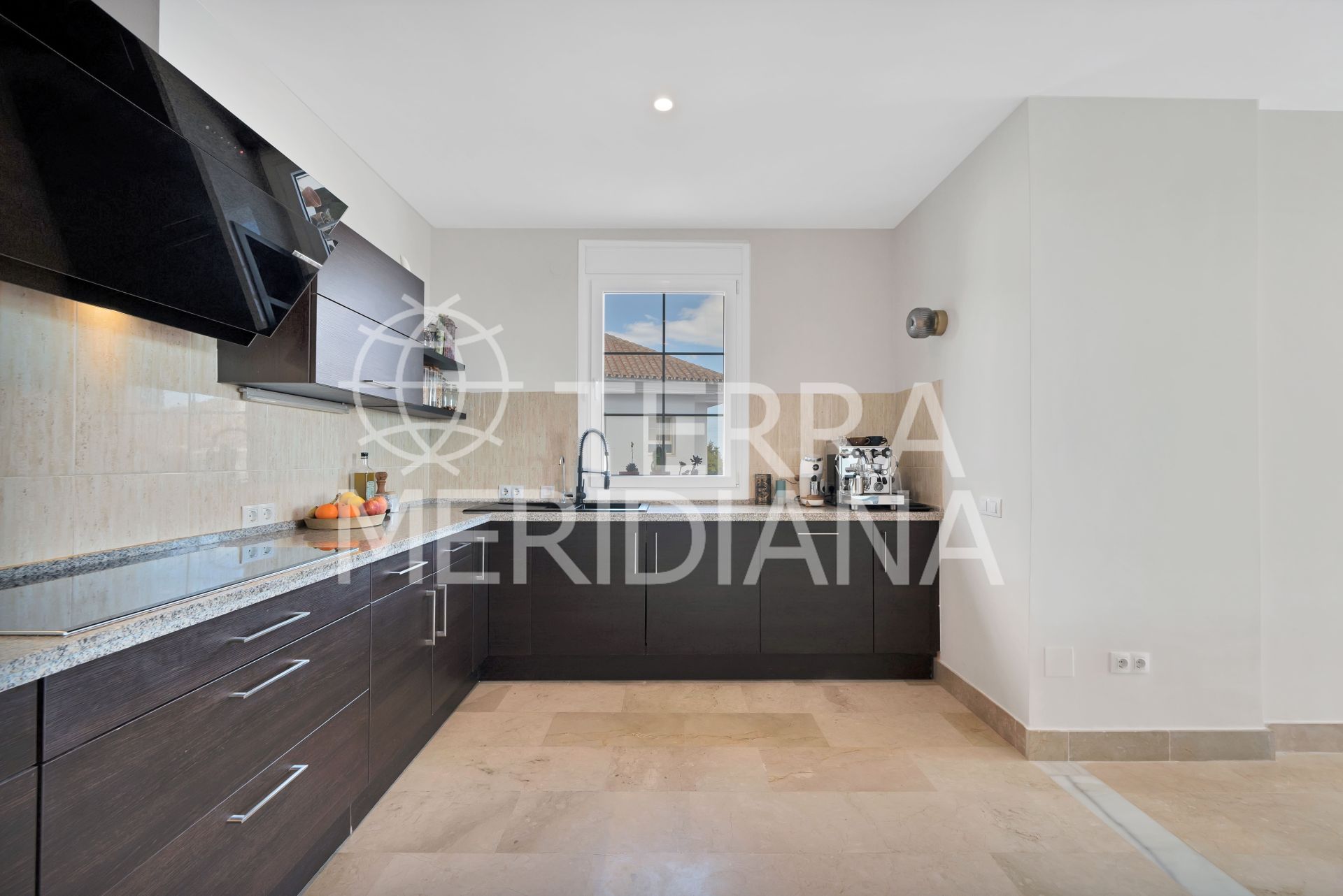 Semi Detached House in La Mairena, Marbella