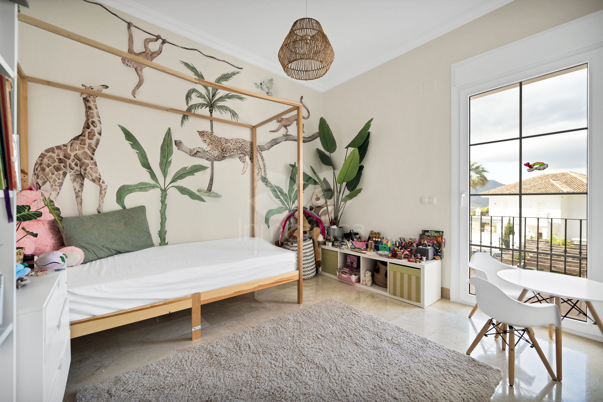 Semi Detached House in La Mairena, Marbella