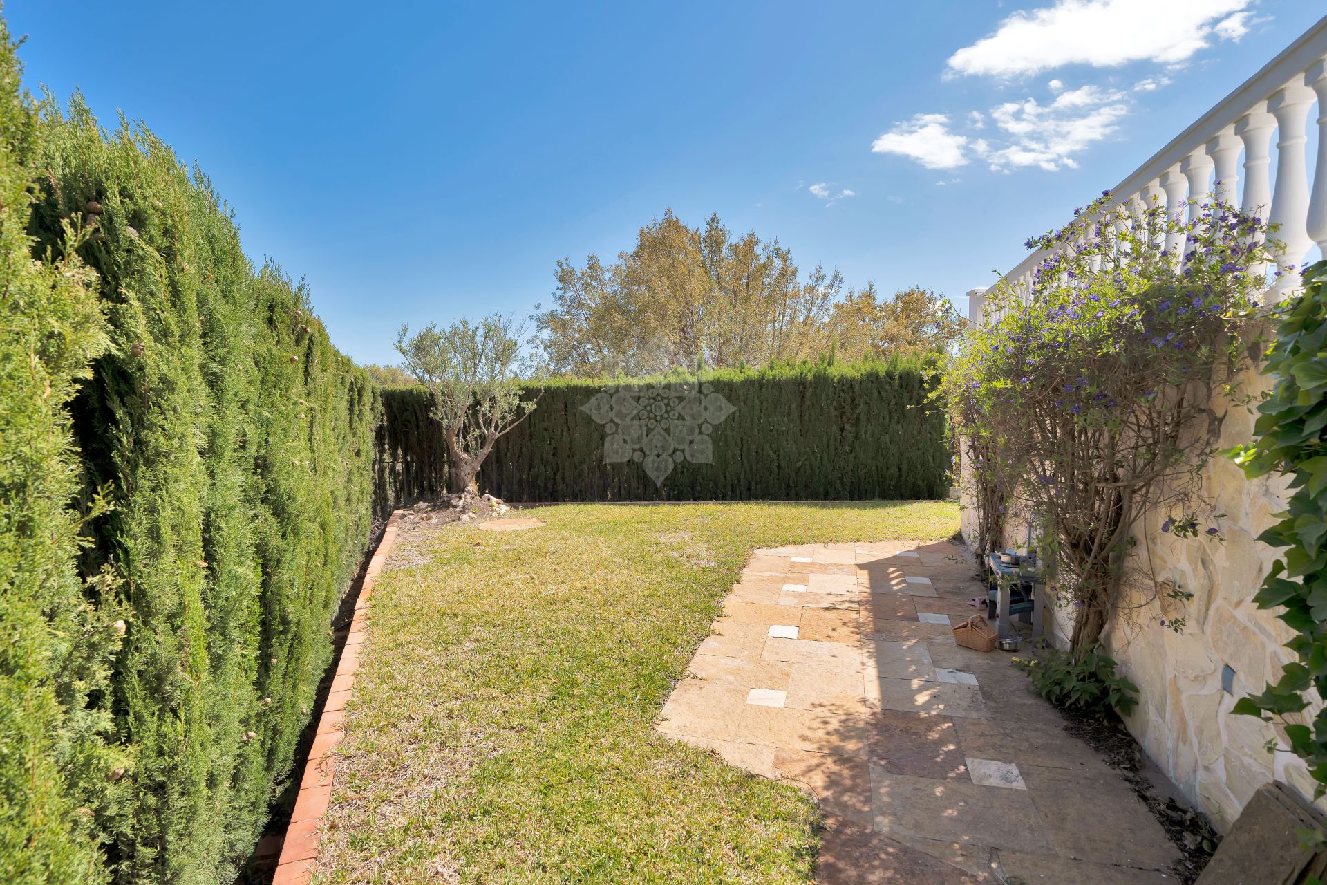 Semi Detached House in La Mairena, Marbella
