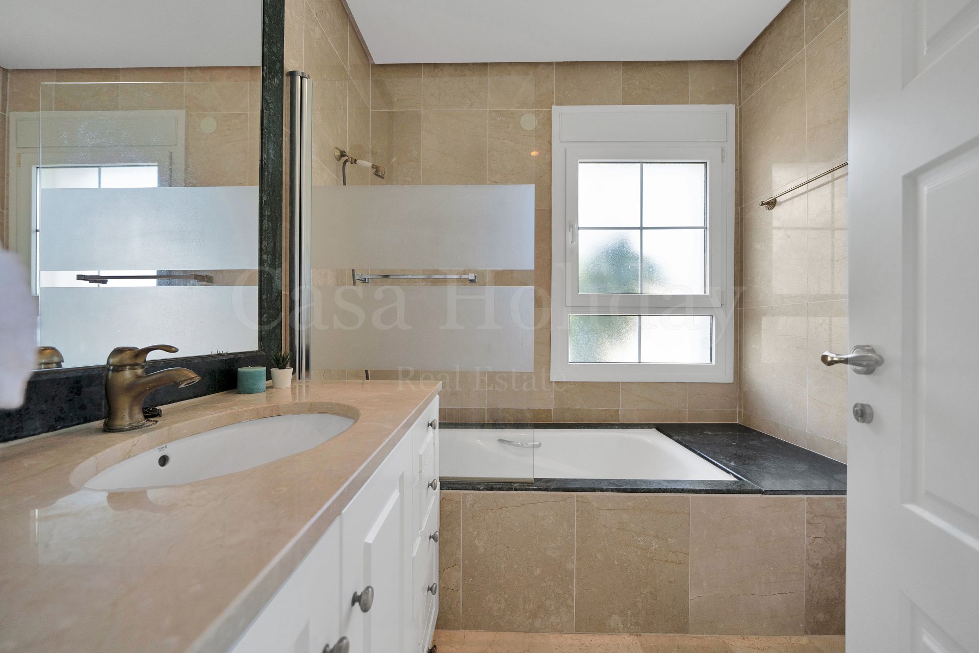 Semi Detached House in La Mairena, Marbella
