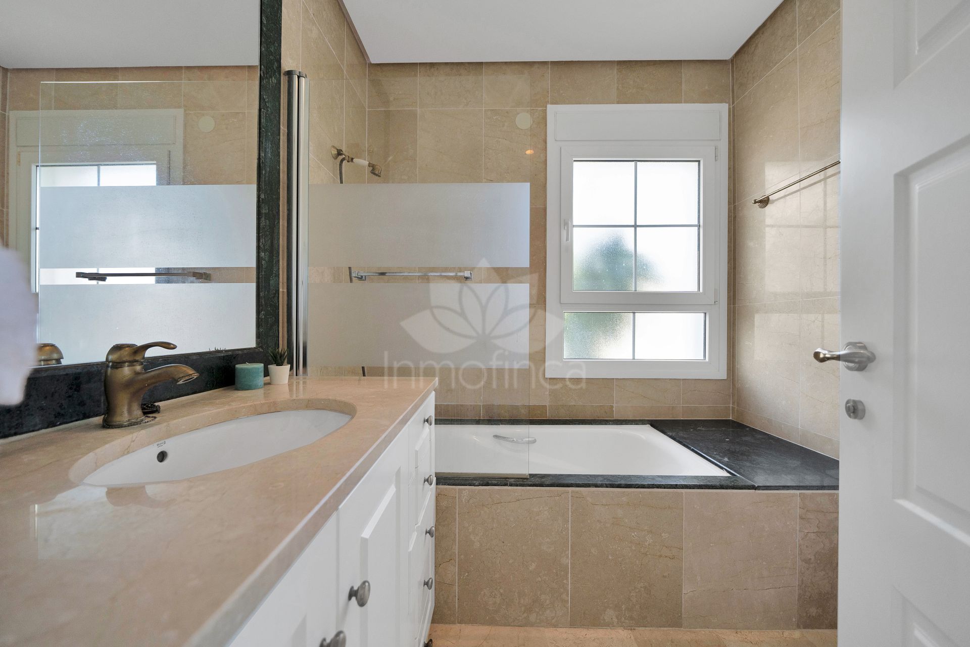 Semi Detached House in La Mairena, Marbella