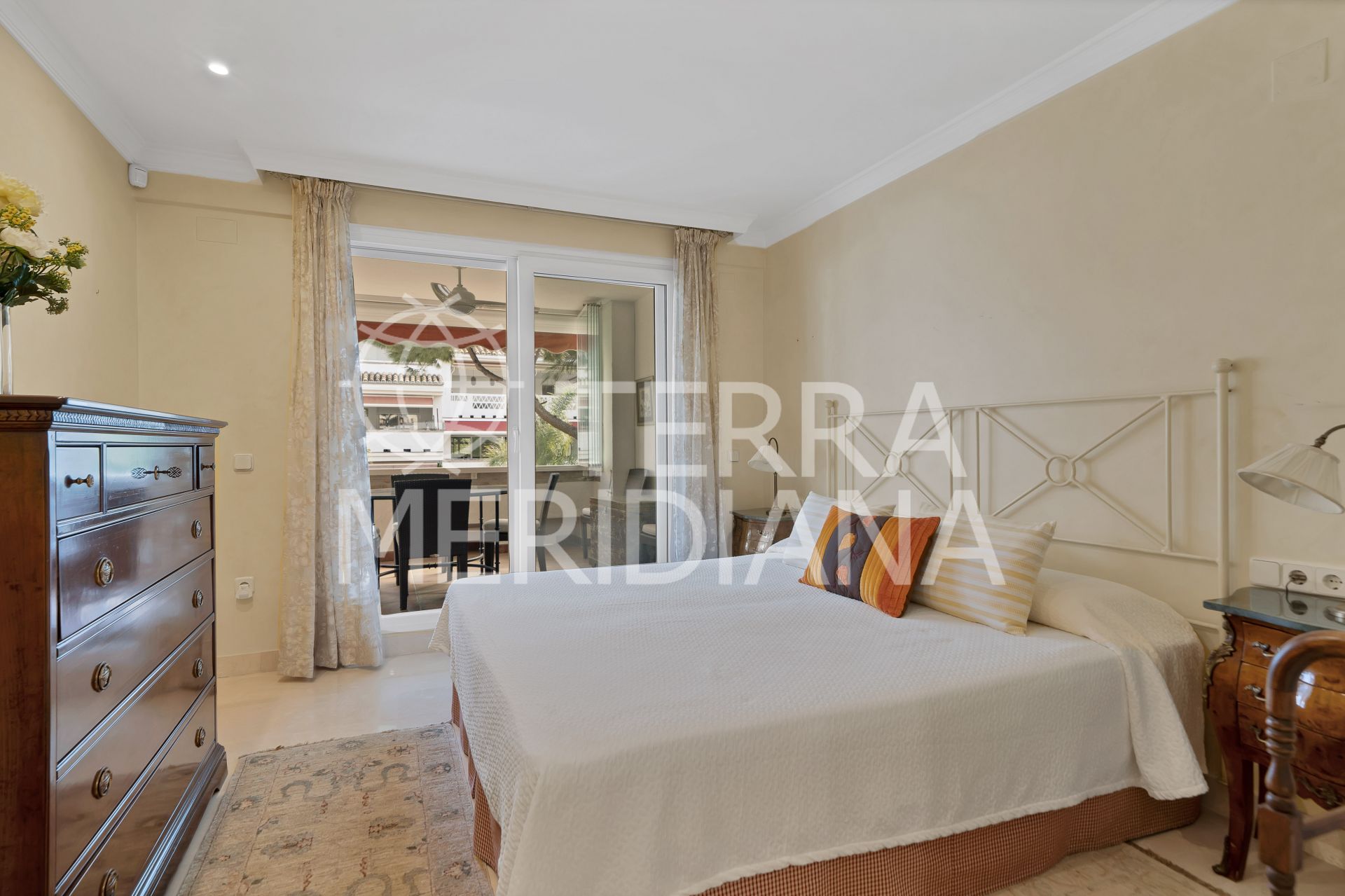 Apartment in Las Cañas Beach, Marbella