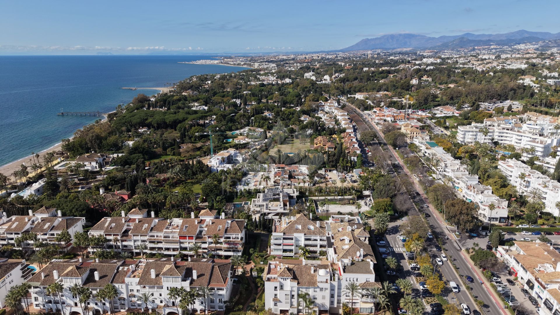 Apartamento en Las Cañas Beach, Marbella