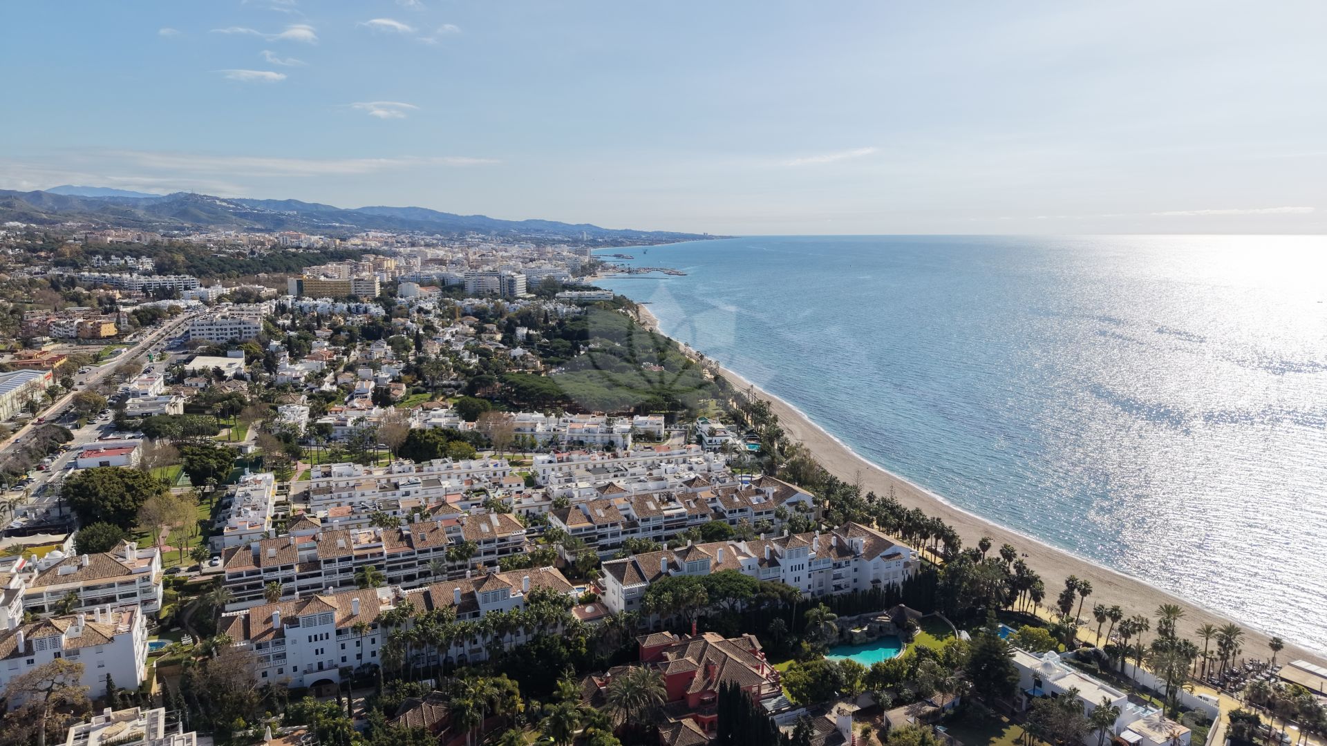 Apartamento en Las Cañas Beach, Marbella