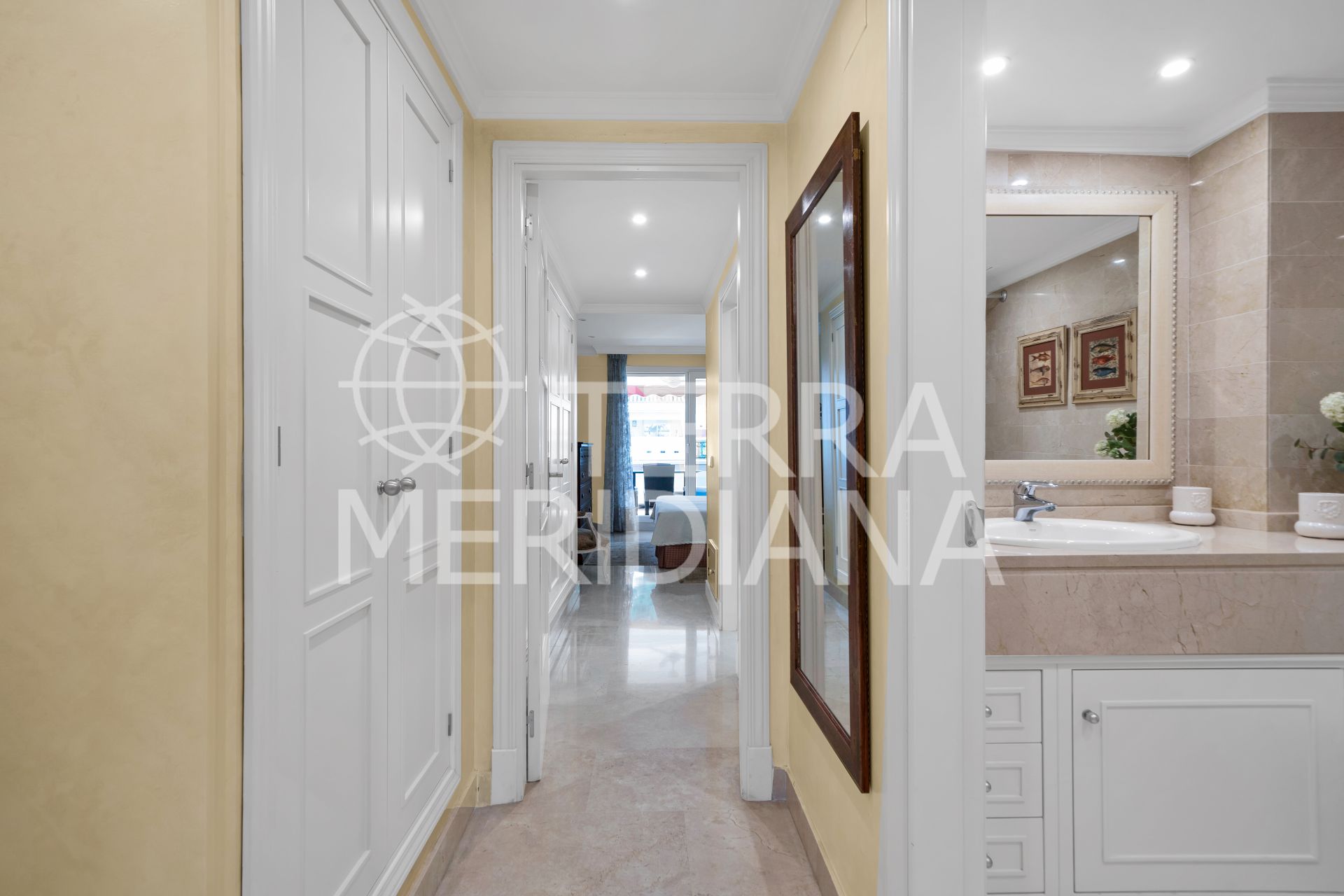 Apartment in Las Cañas Beach, Marbella