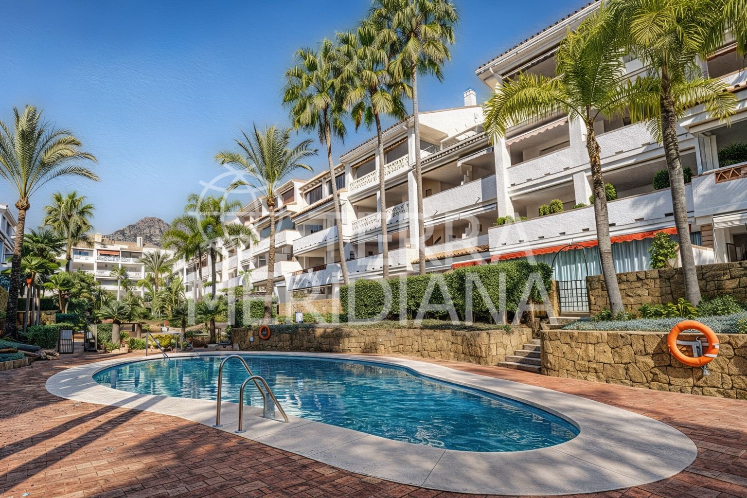 Apartment in Las Cañas Beach, Marbella