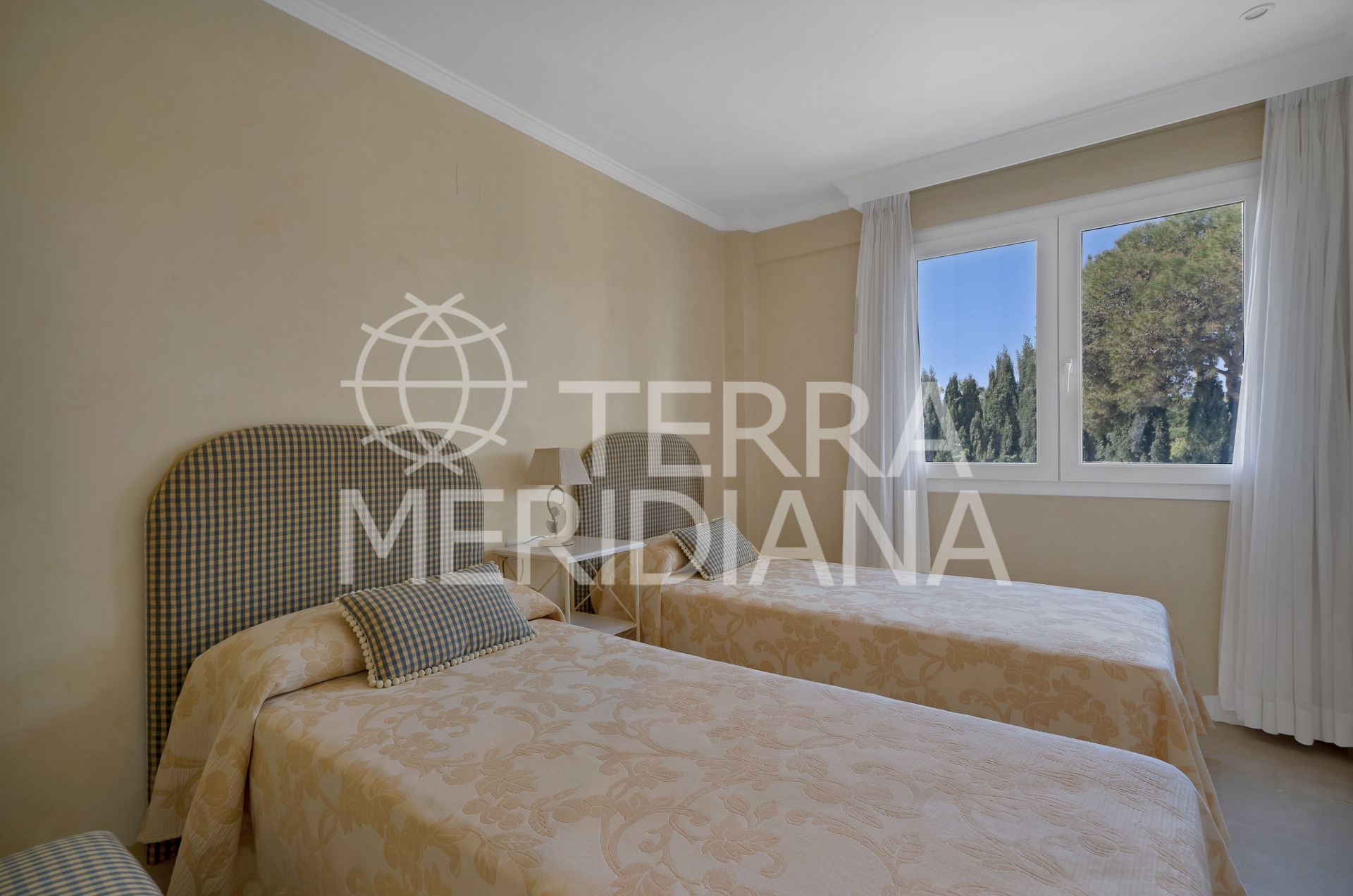Apartment in Las Cañas Beach, Marbella